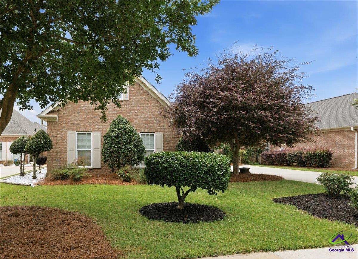 302 Blossom Lane