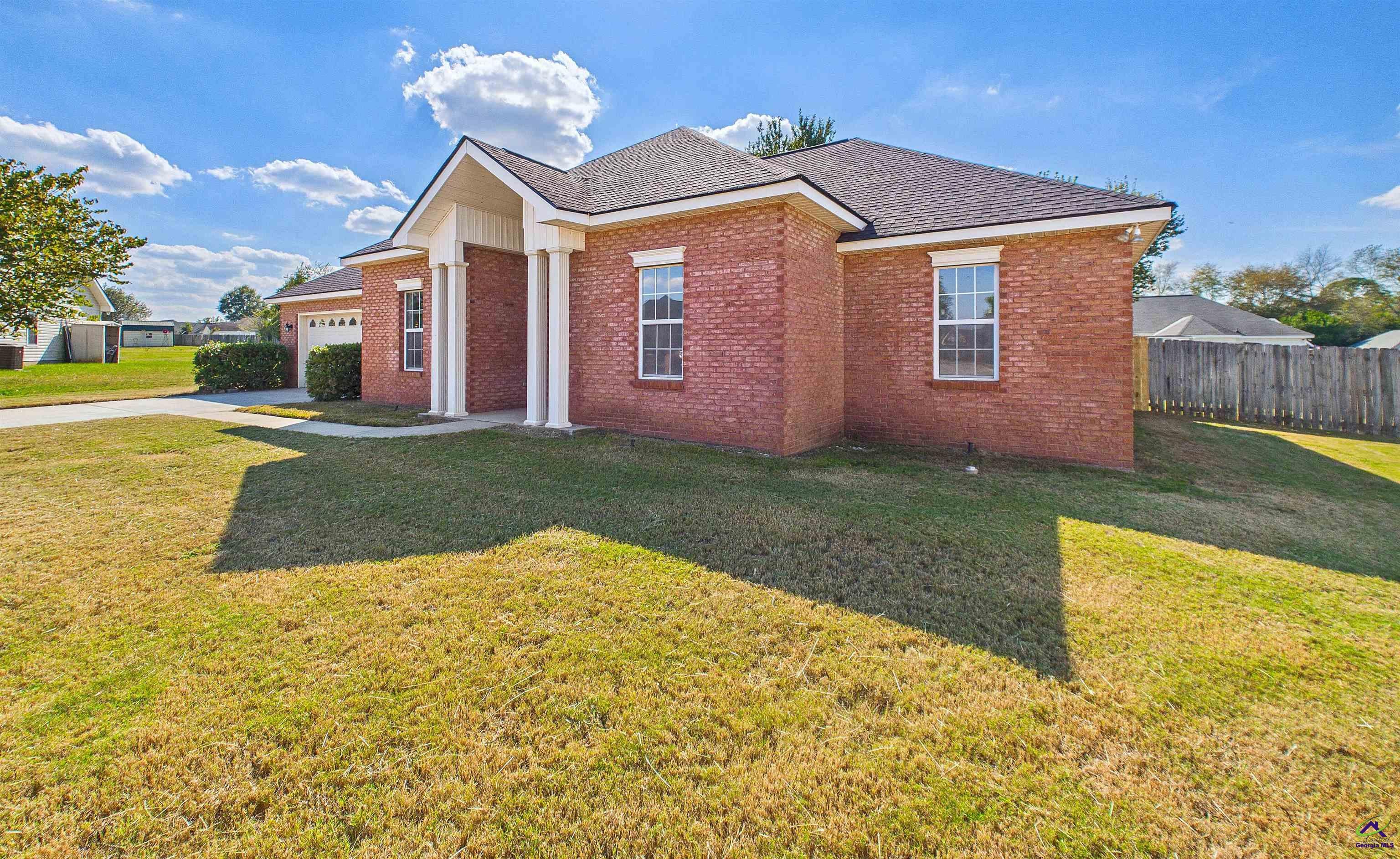 305 Thornwood Drive