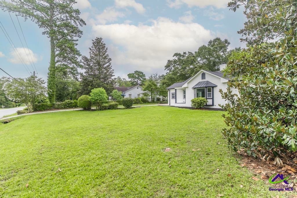 7498 Columbus Road
