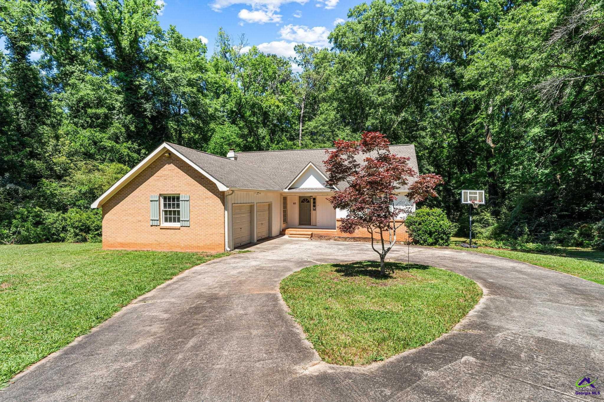 611 Fairmont Drive