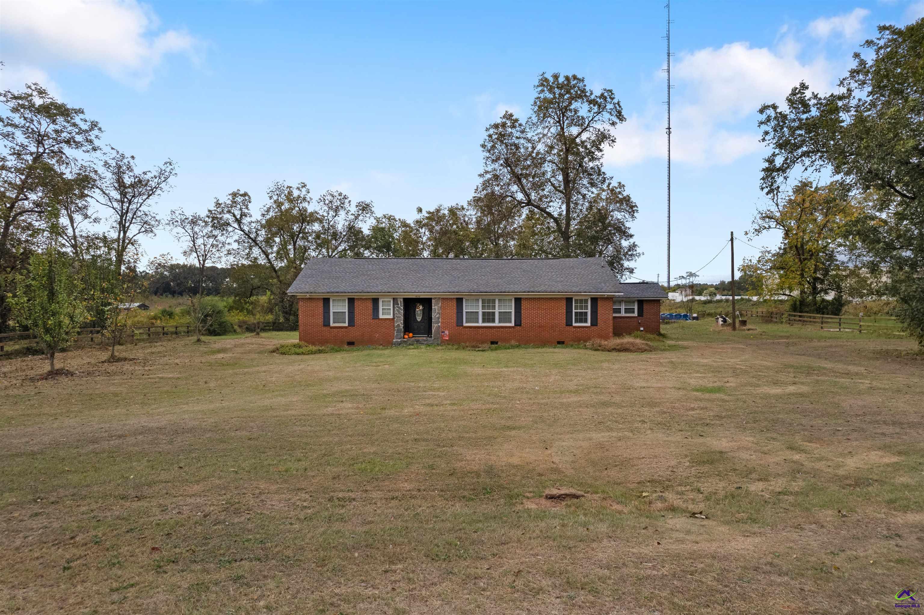 1820 HWY 341