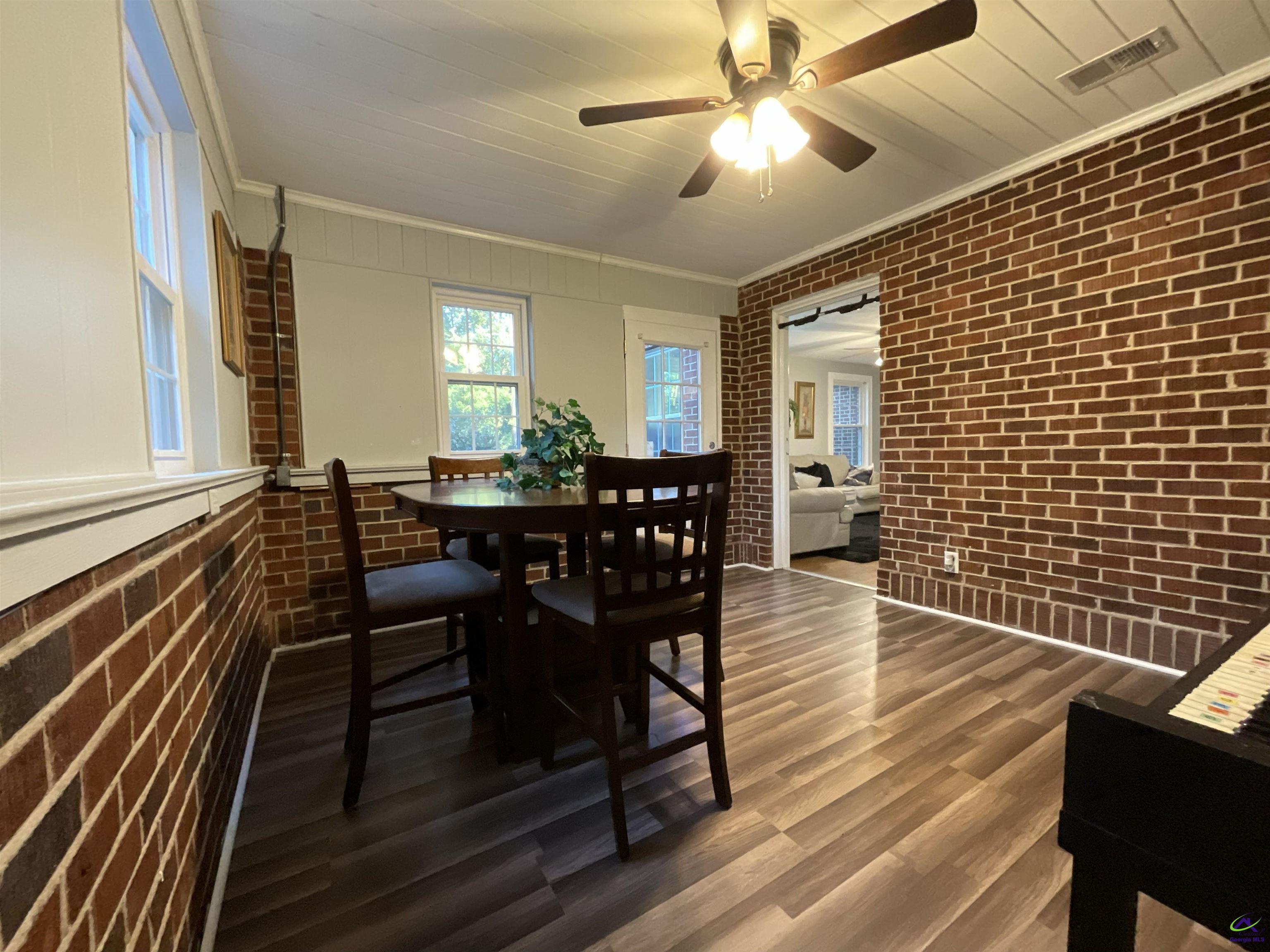 430 W Buford Road