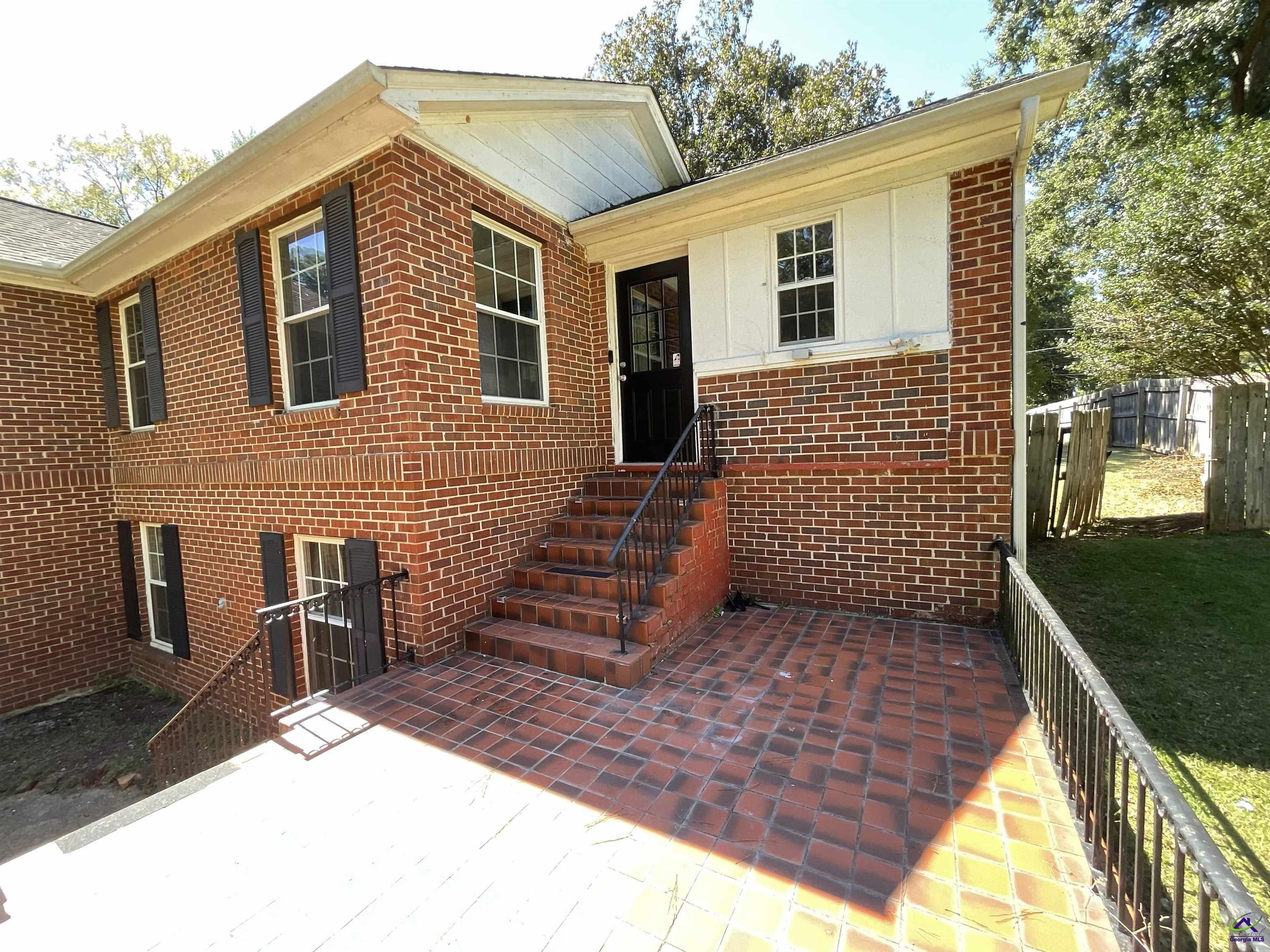 430 W Buford Road