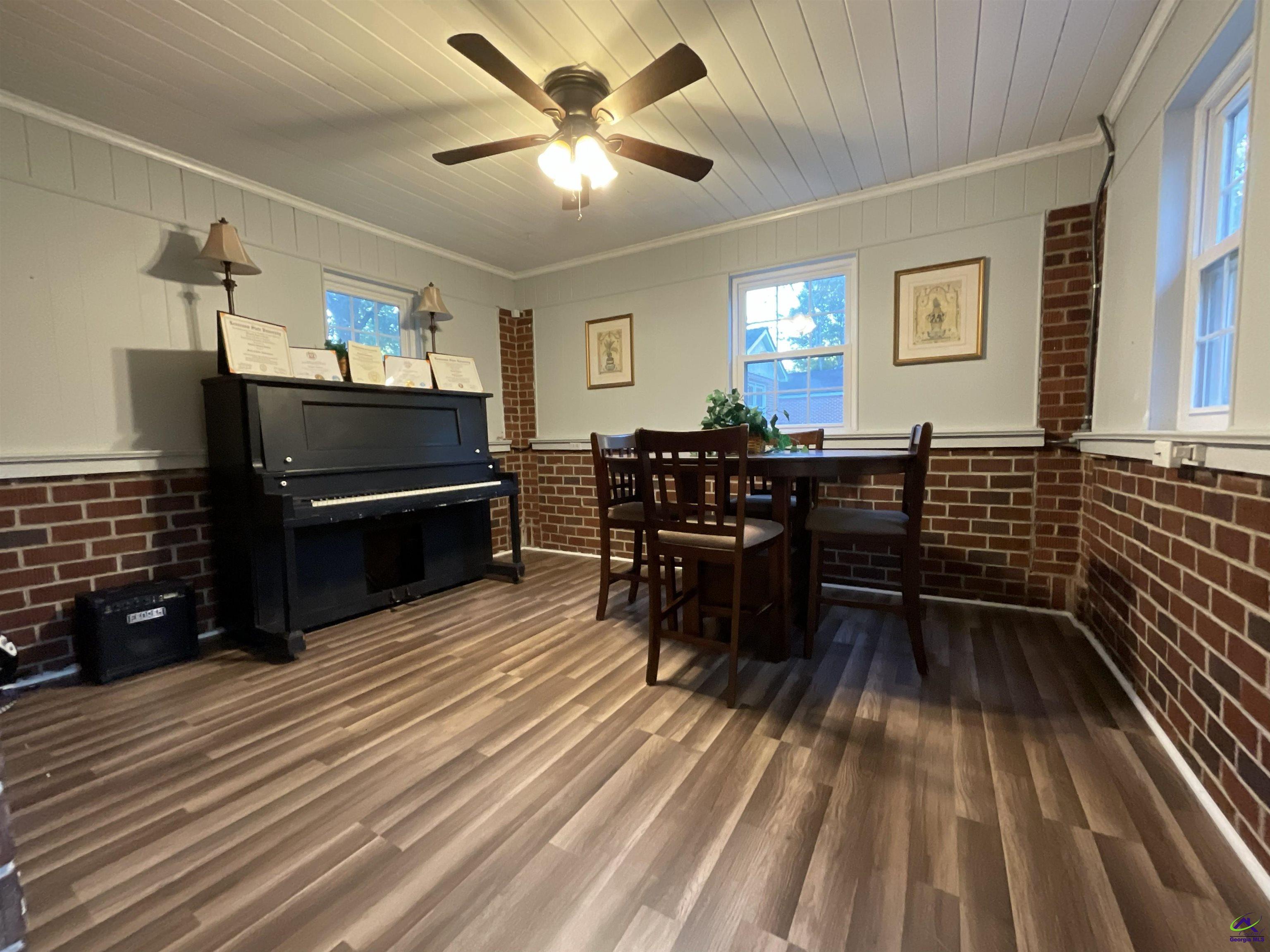 430 W Buford Road