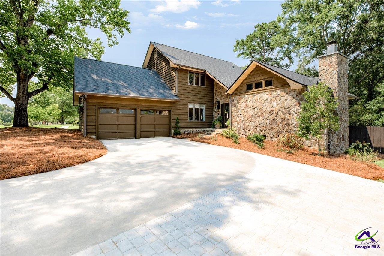 2021 Laurel Drive