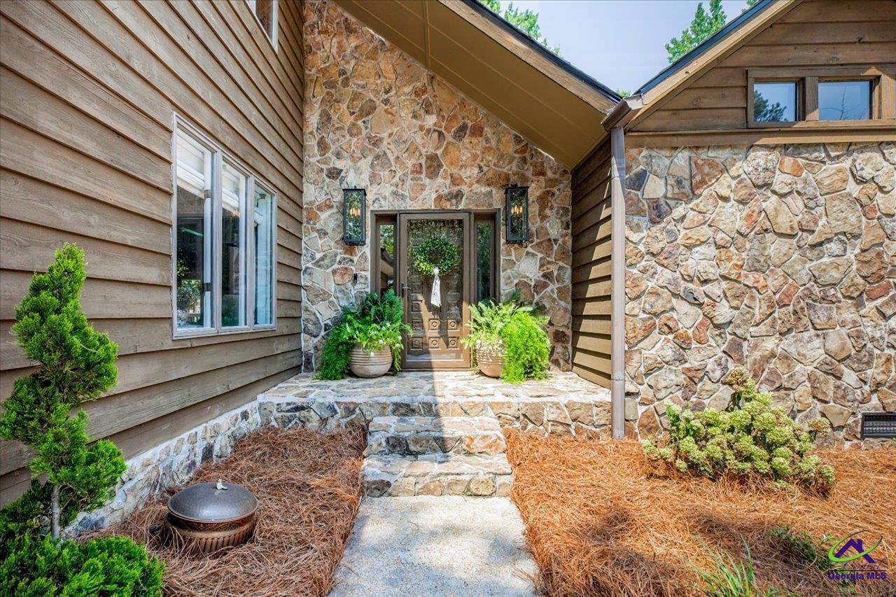 2021 Laurel Drive