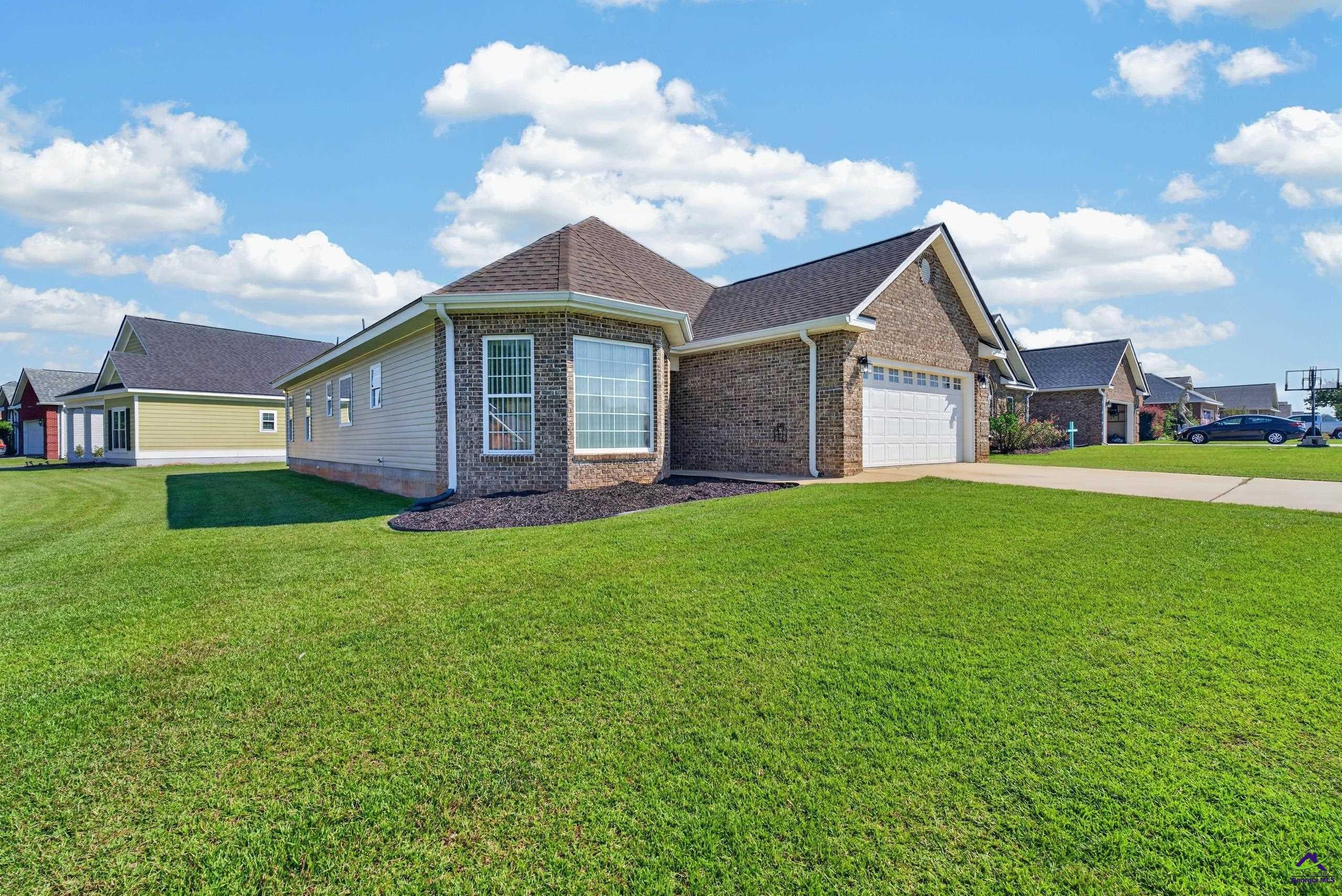 406 Sundowner Drive