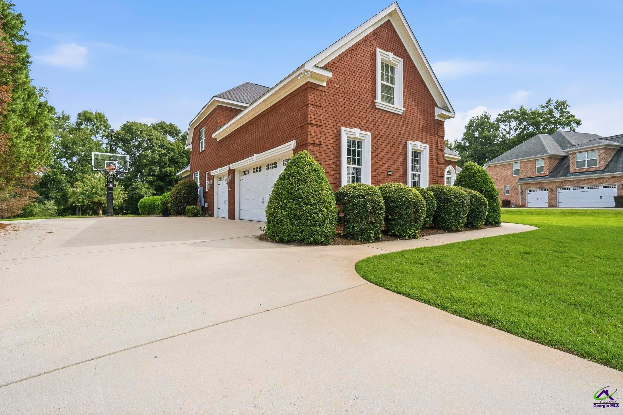 259 Greenview Terrace