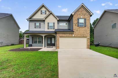 145 Stoney Creek Drive Kathleen GA 31047
