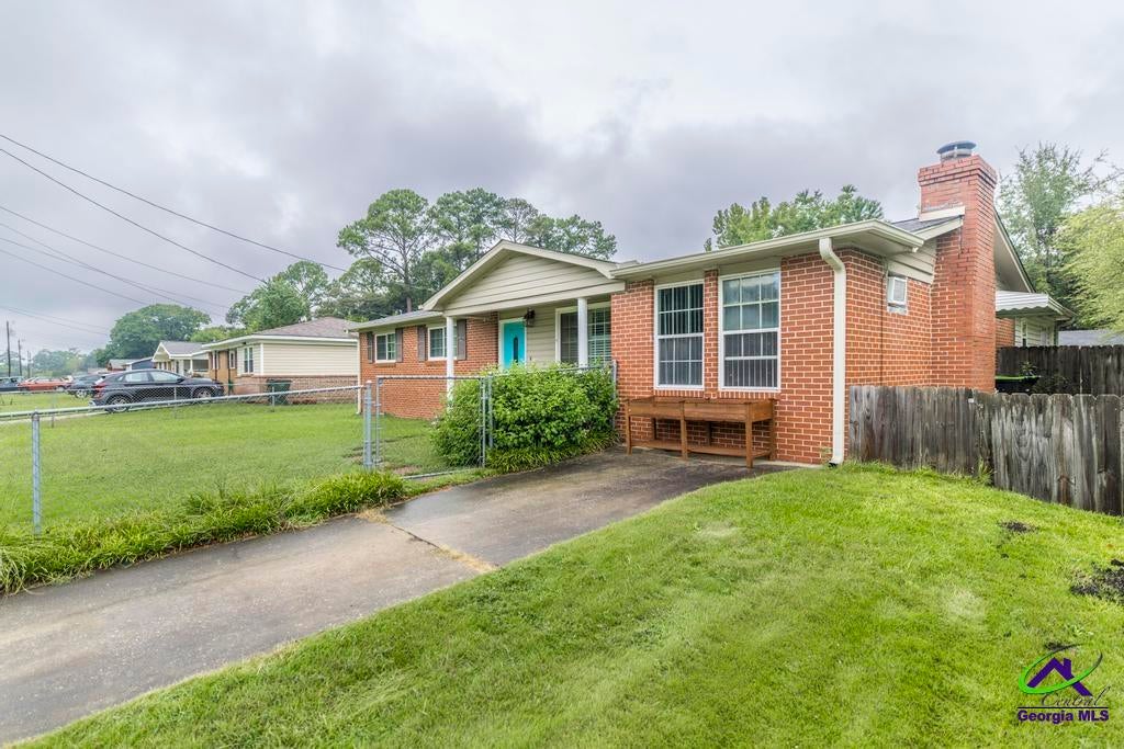 121 Karen Drive