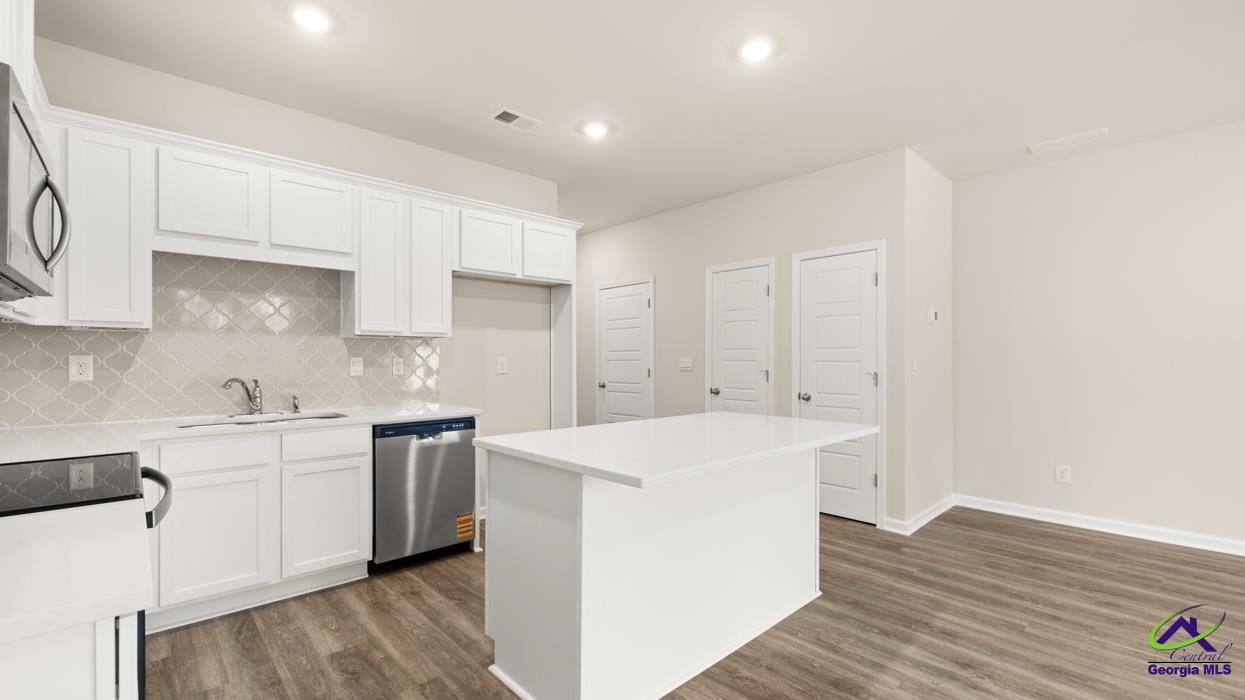 222 Kenmore Circle