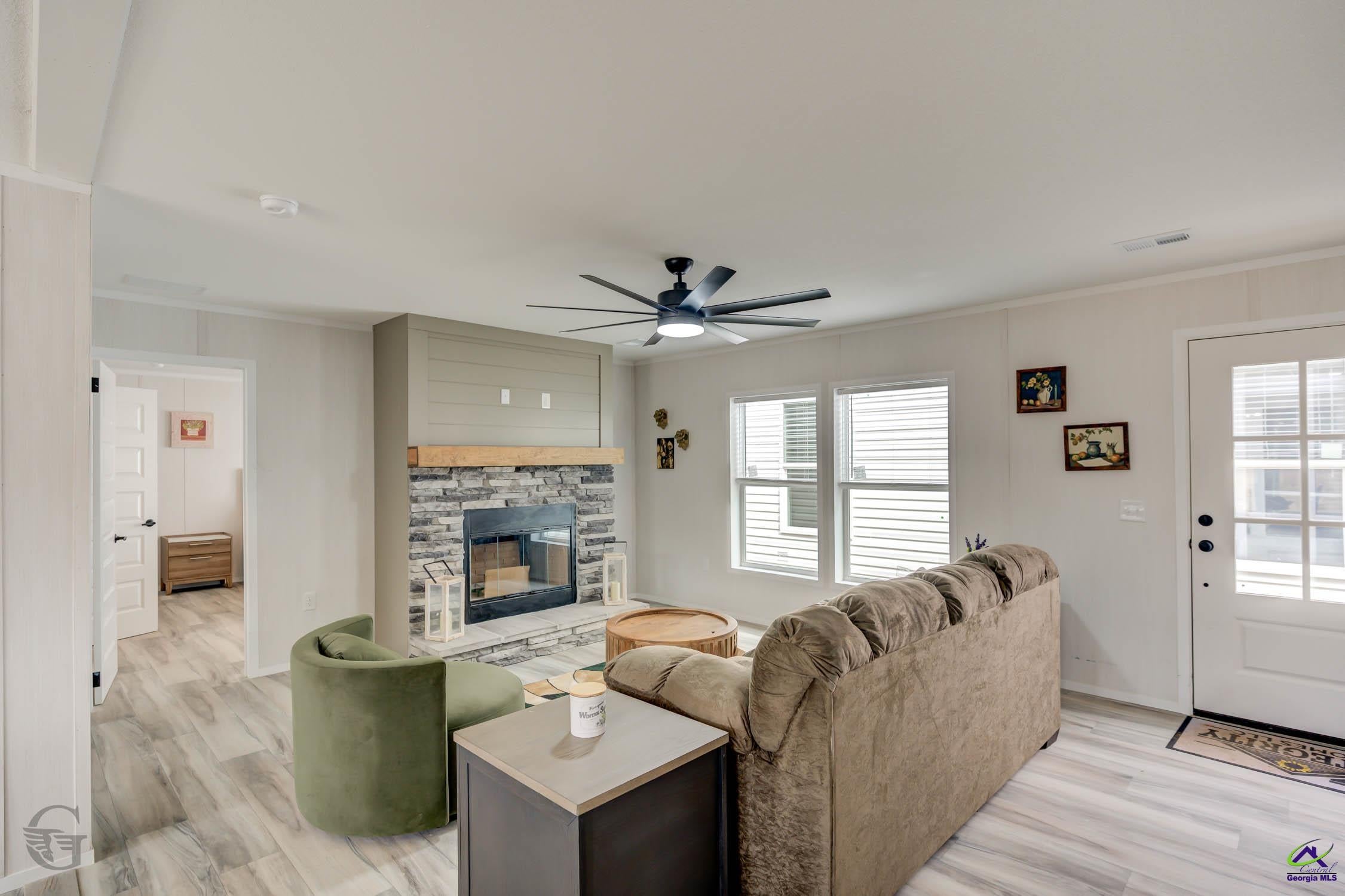 111 Stewart Ave NE Stewart Ave