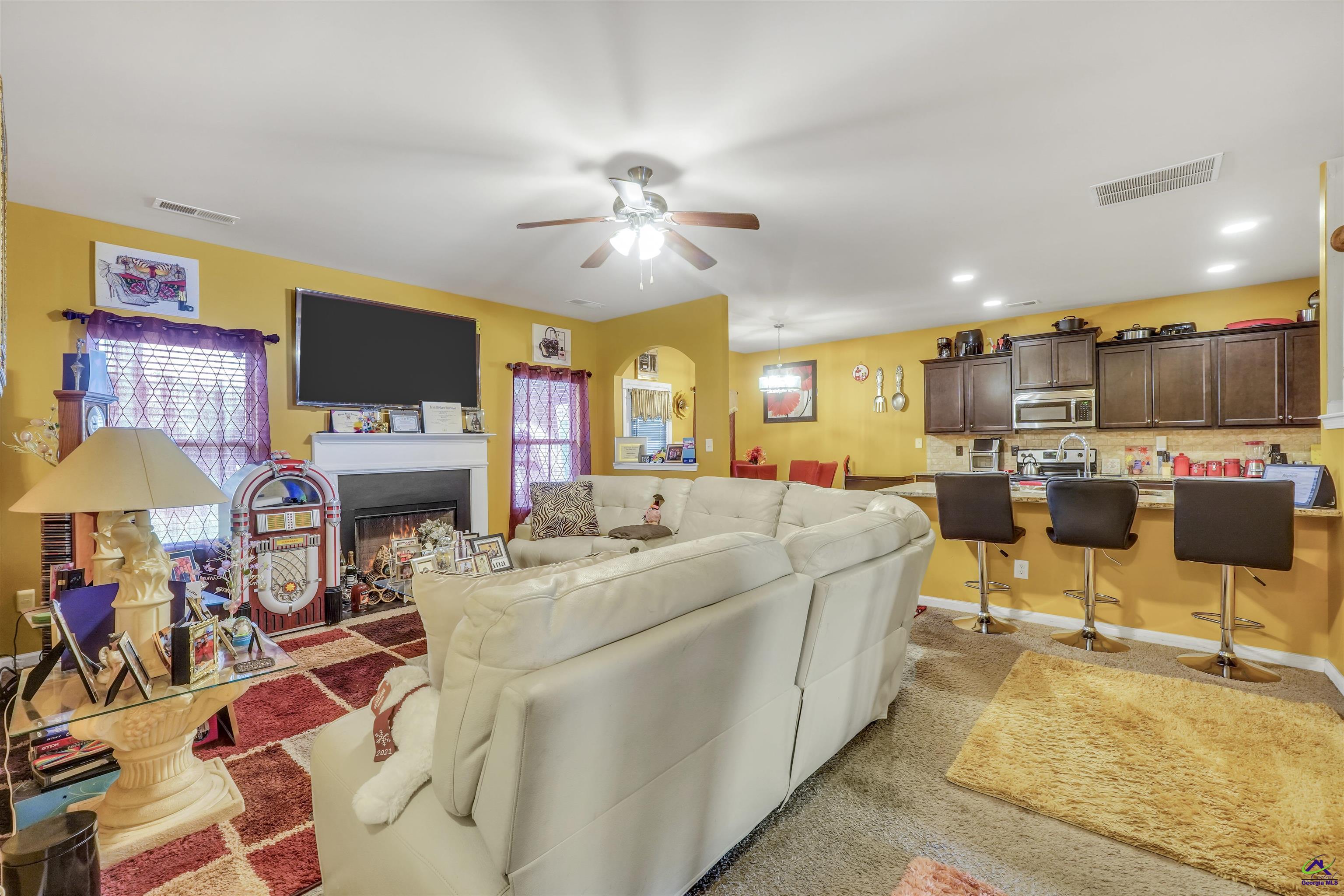 942 Amelia Drive