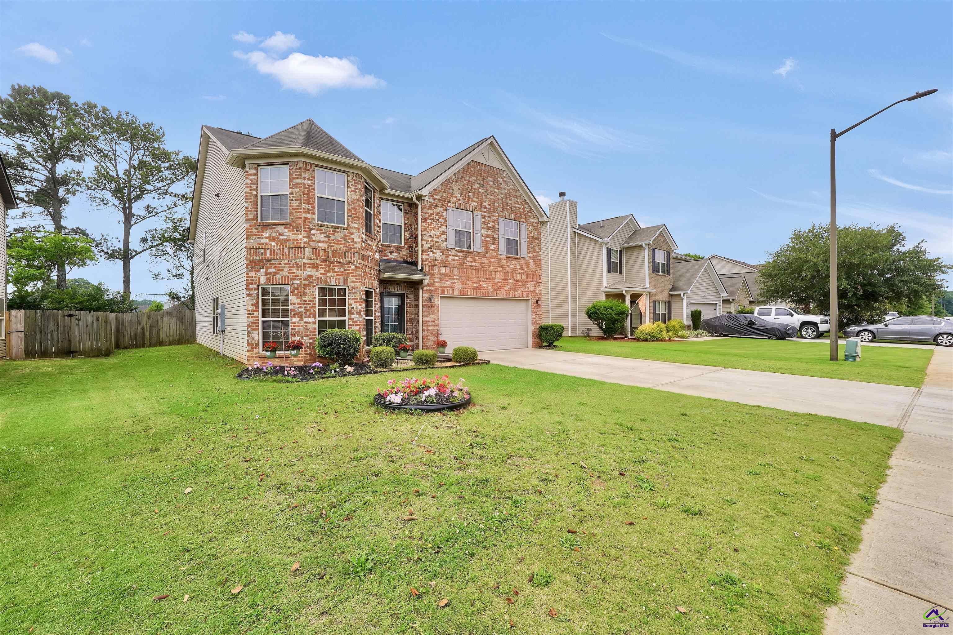 942 Amelia Drive