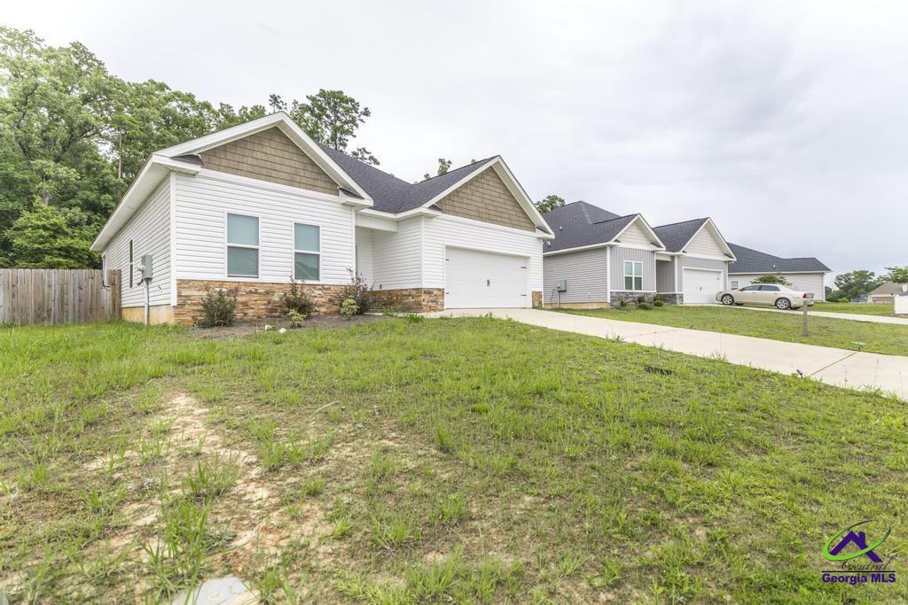 105 Garrett Lane