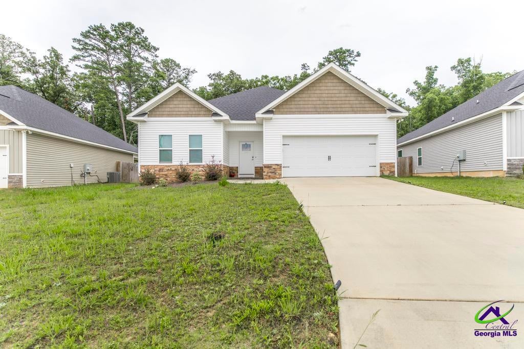 105 Garrett Lane
