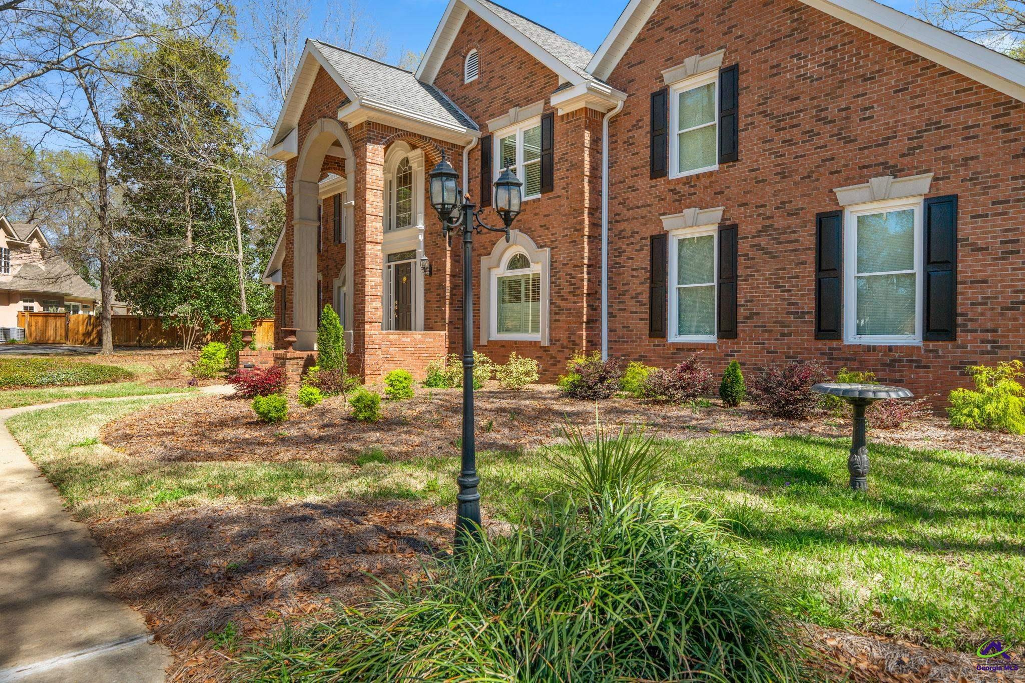 109 Crest Pointe