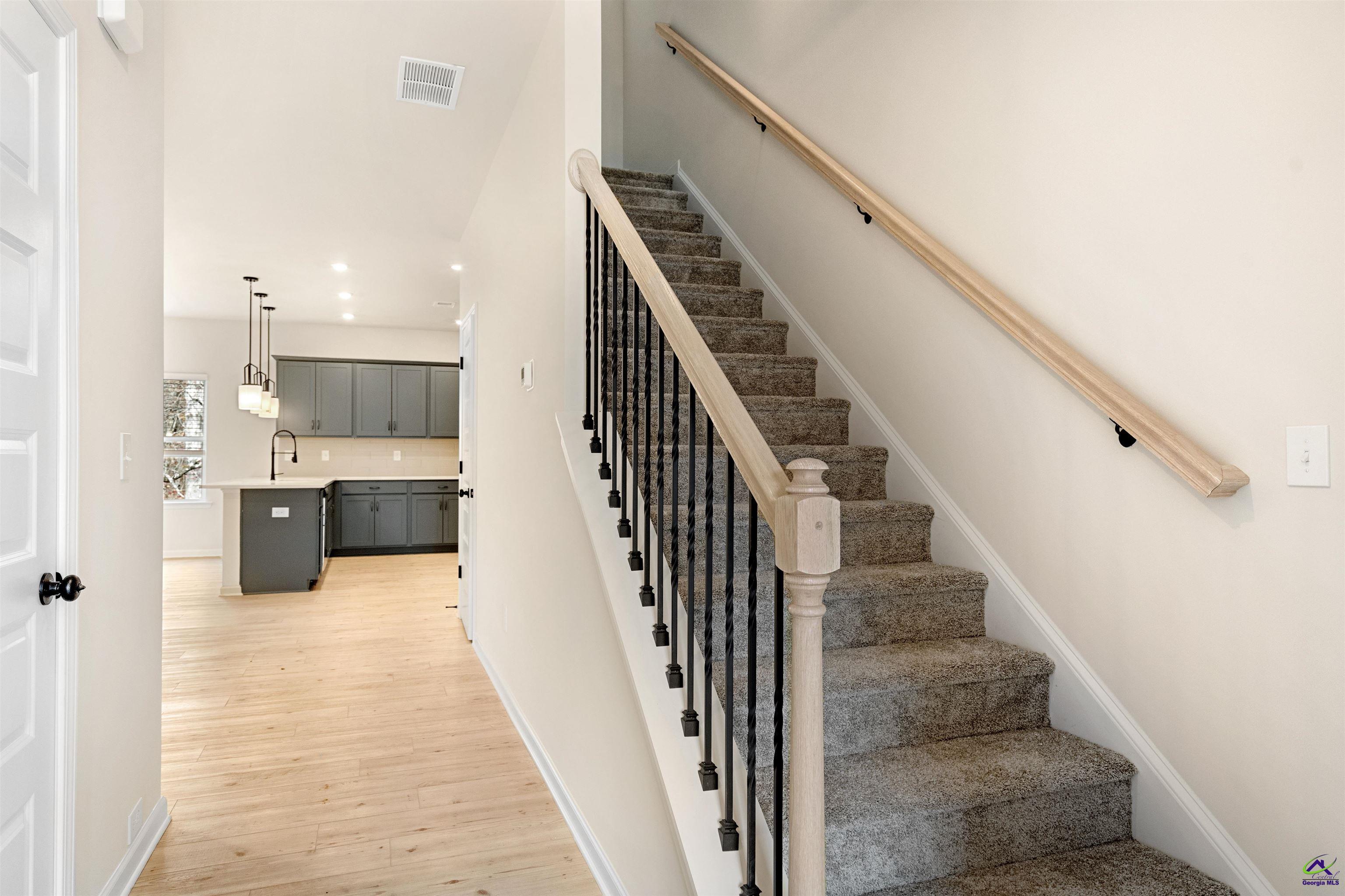 1204 Stonebridge Circle