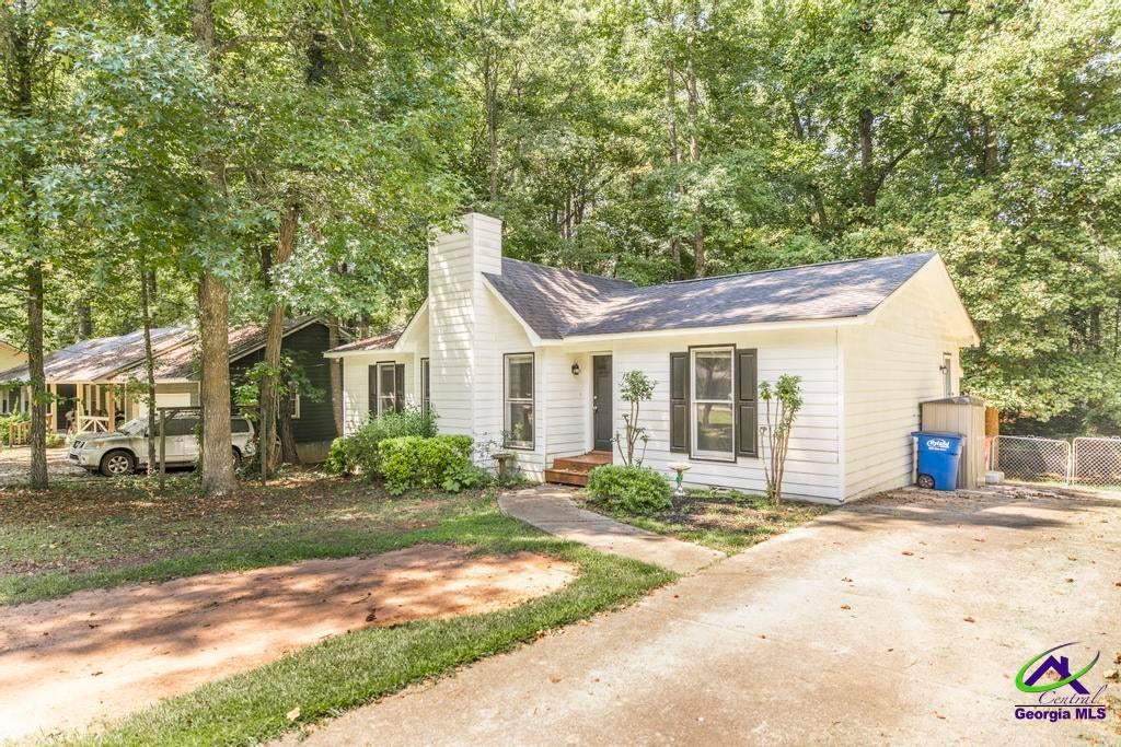 1345 Lancelot Lane