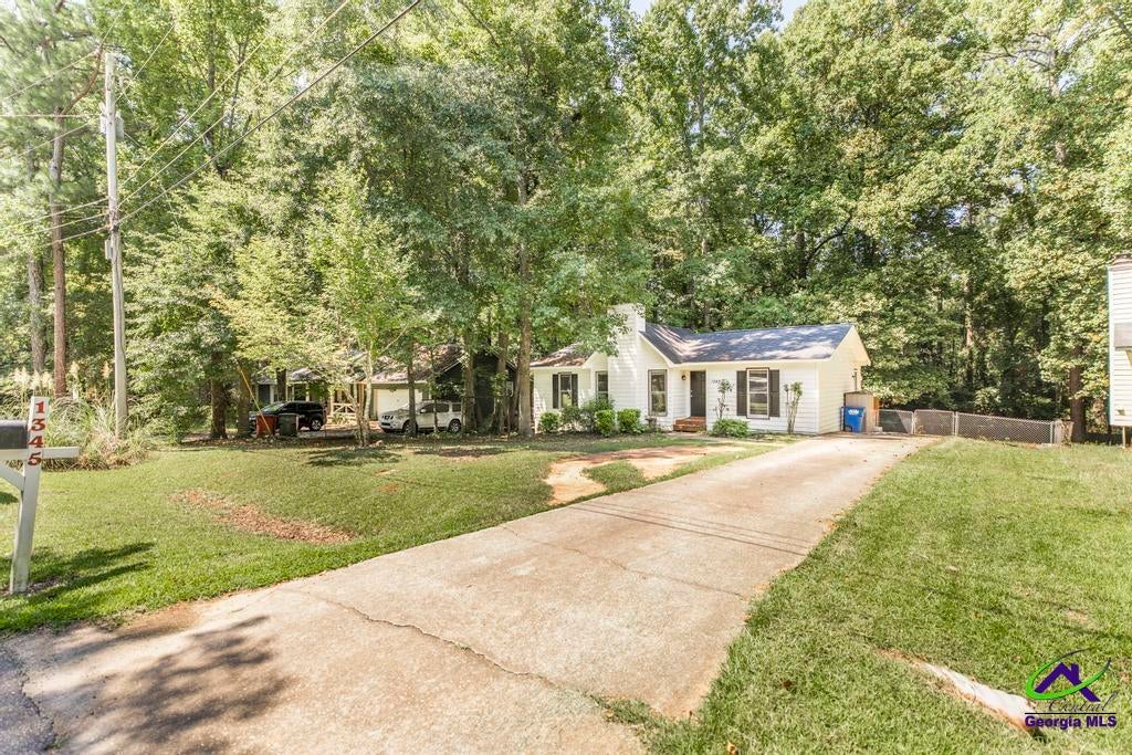 1345 Lancelot Lane