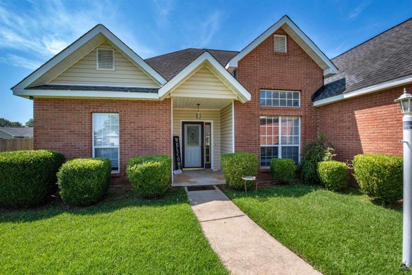 225 AUTUMN WOODS DR, WARNER ROBINS, GA 31088 - Image e8d13017caa3882600a057bdb7b451b8/1391656433