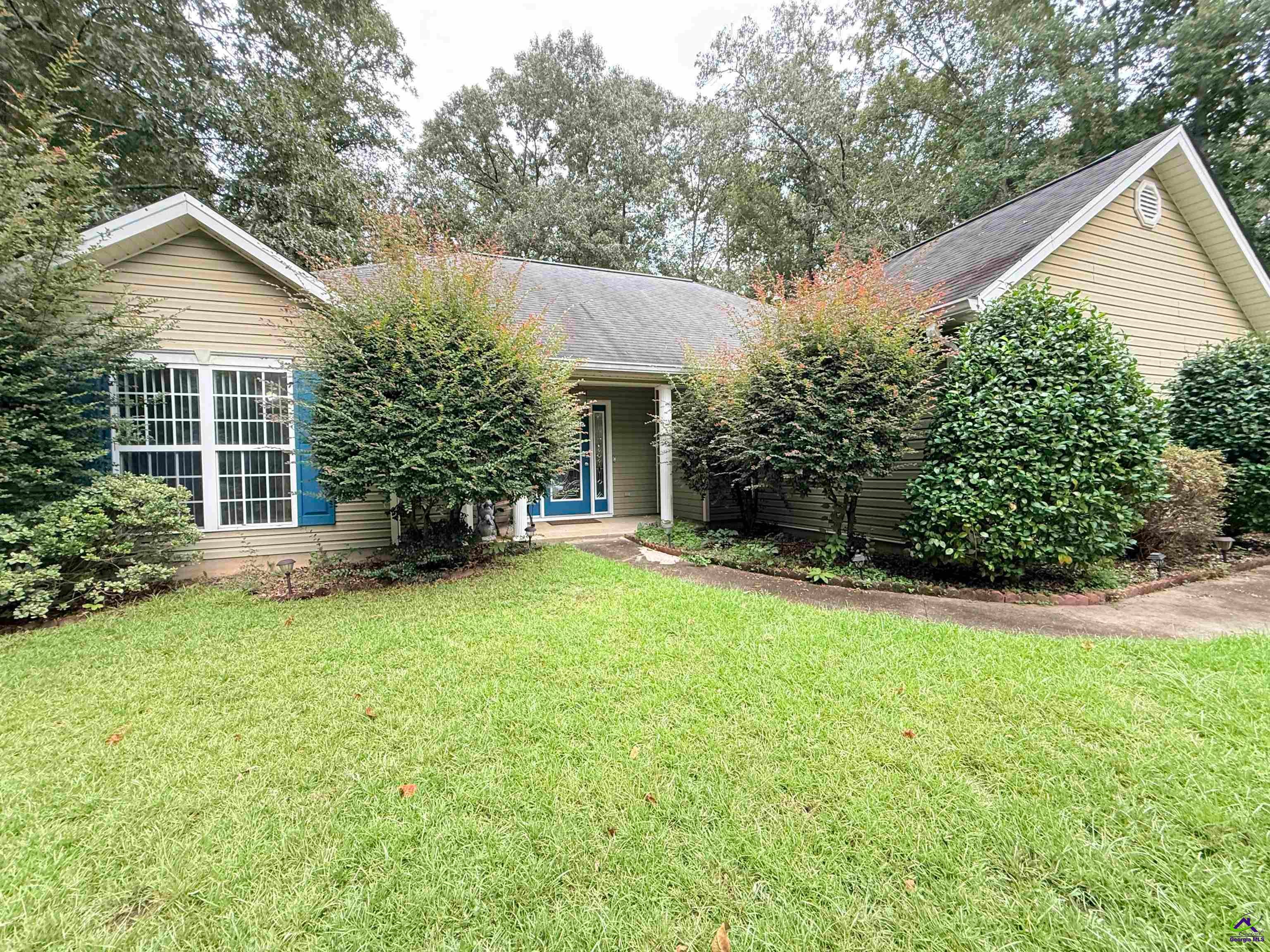 1183 Camden Court