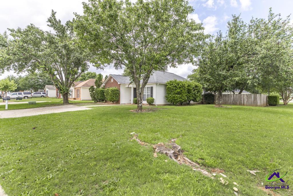 115 Lauren Way