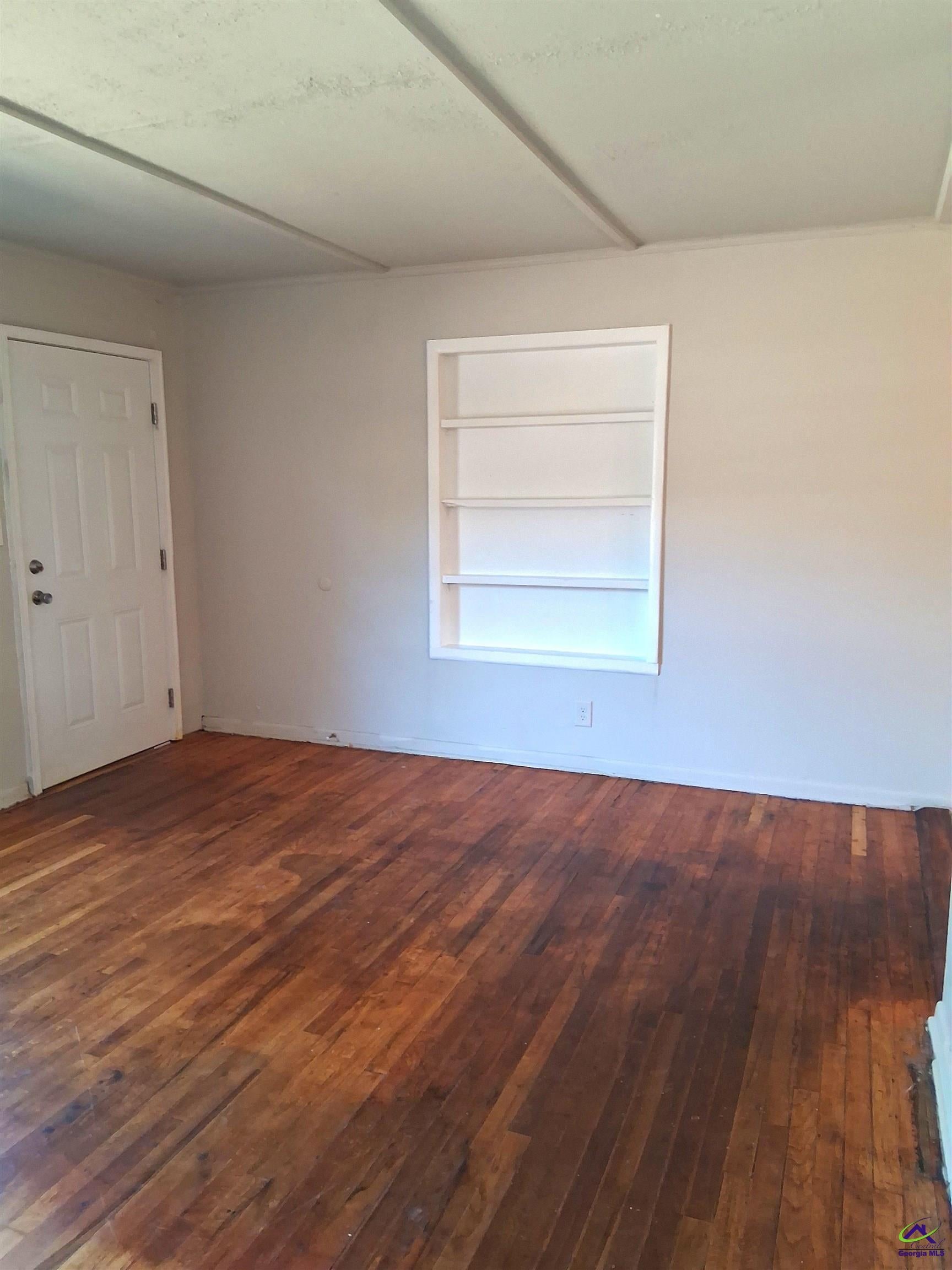 2454 Anthony Circle