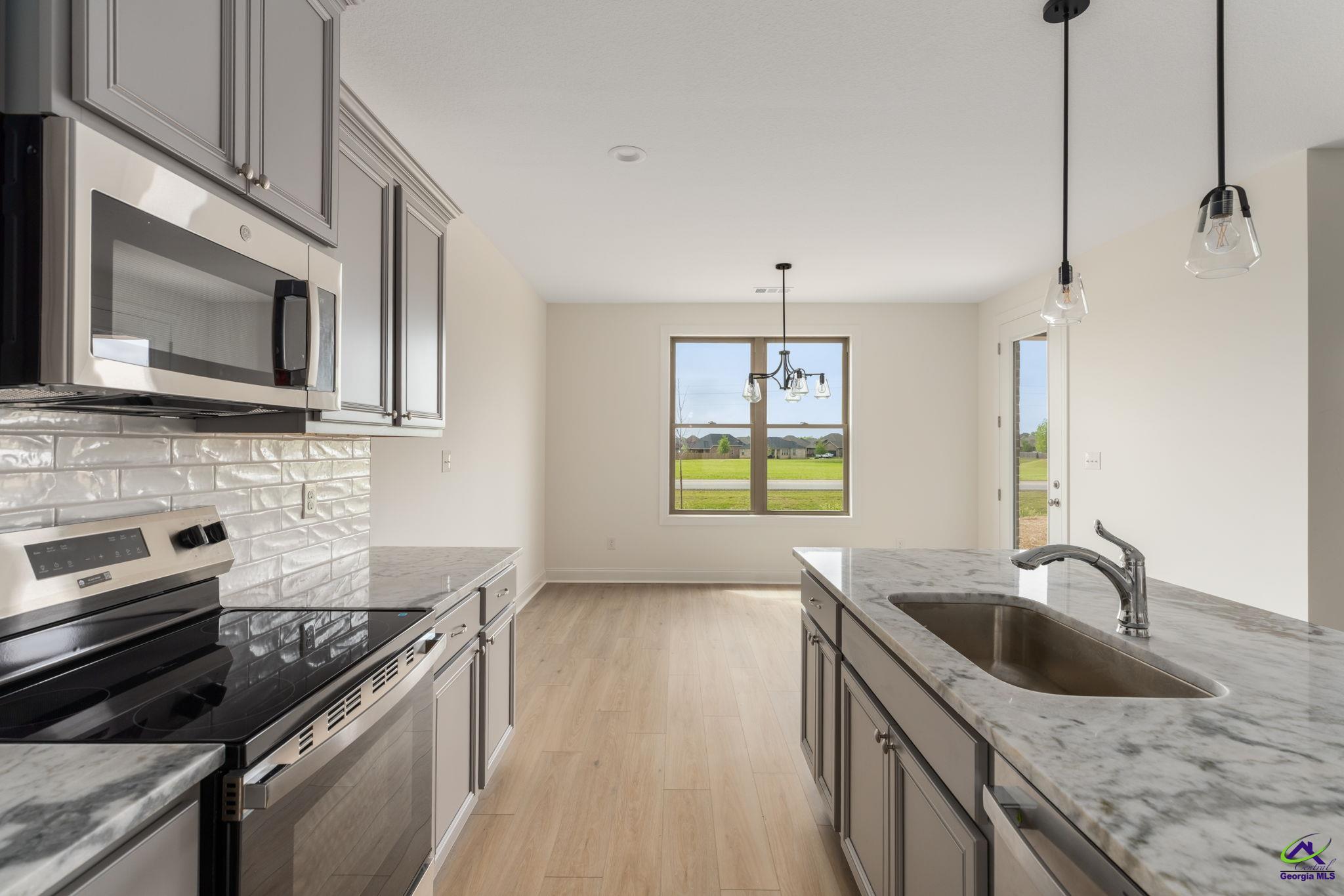 210 Farmland Circle
