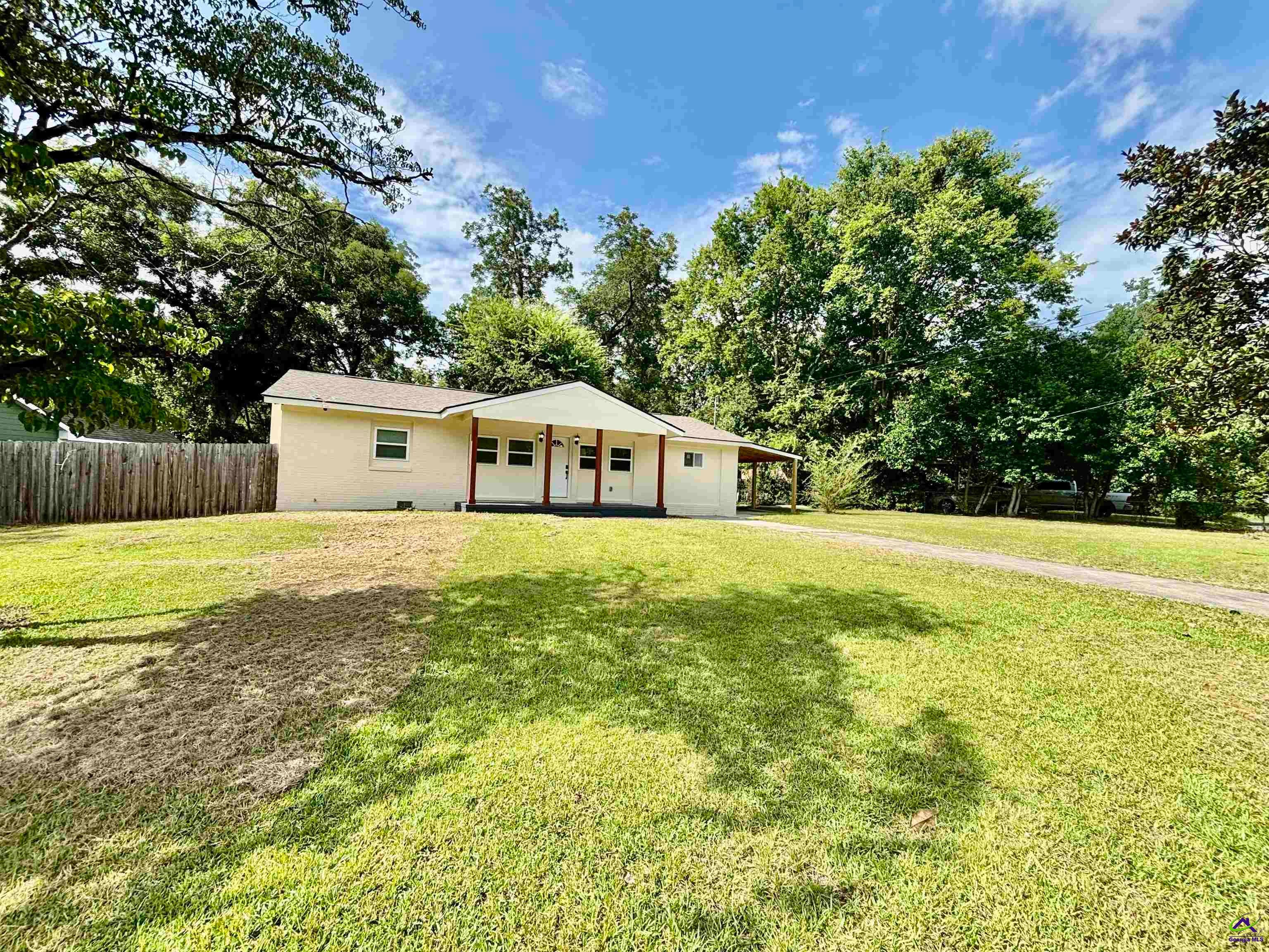 2491 Greenleaf Drive