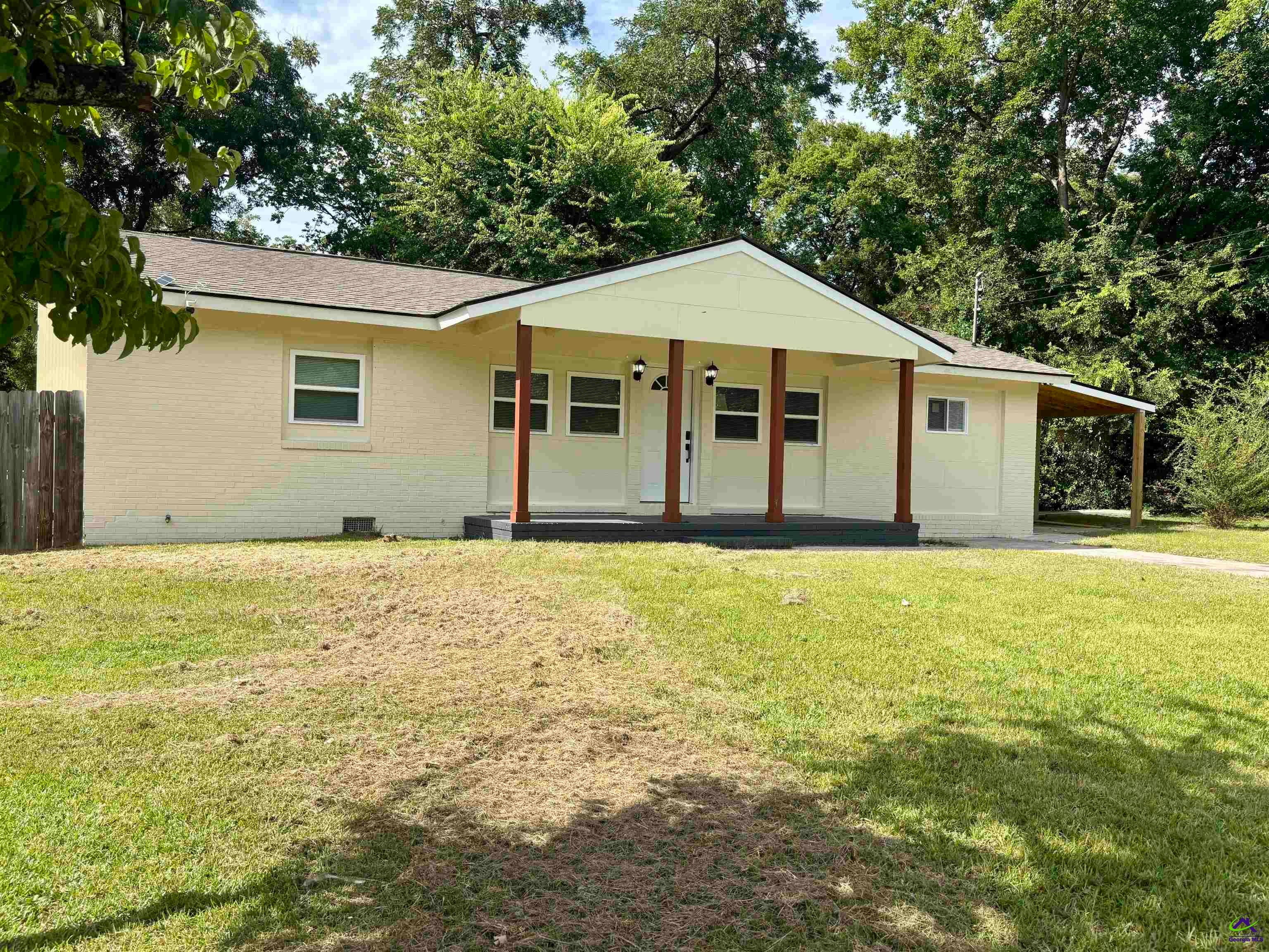 2491 Greenleaf Drive
