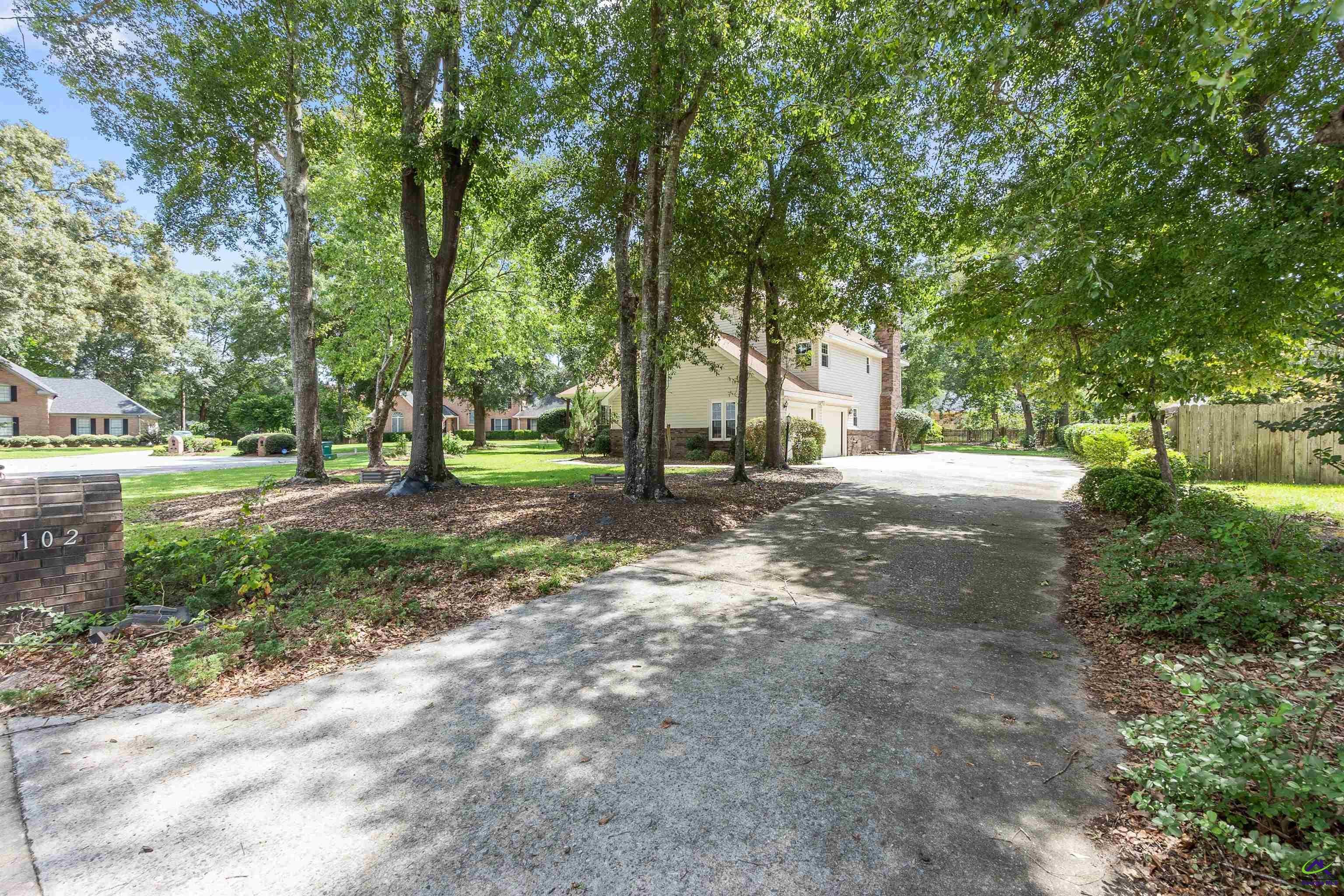 102 Wedge Way