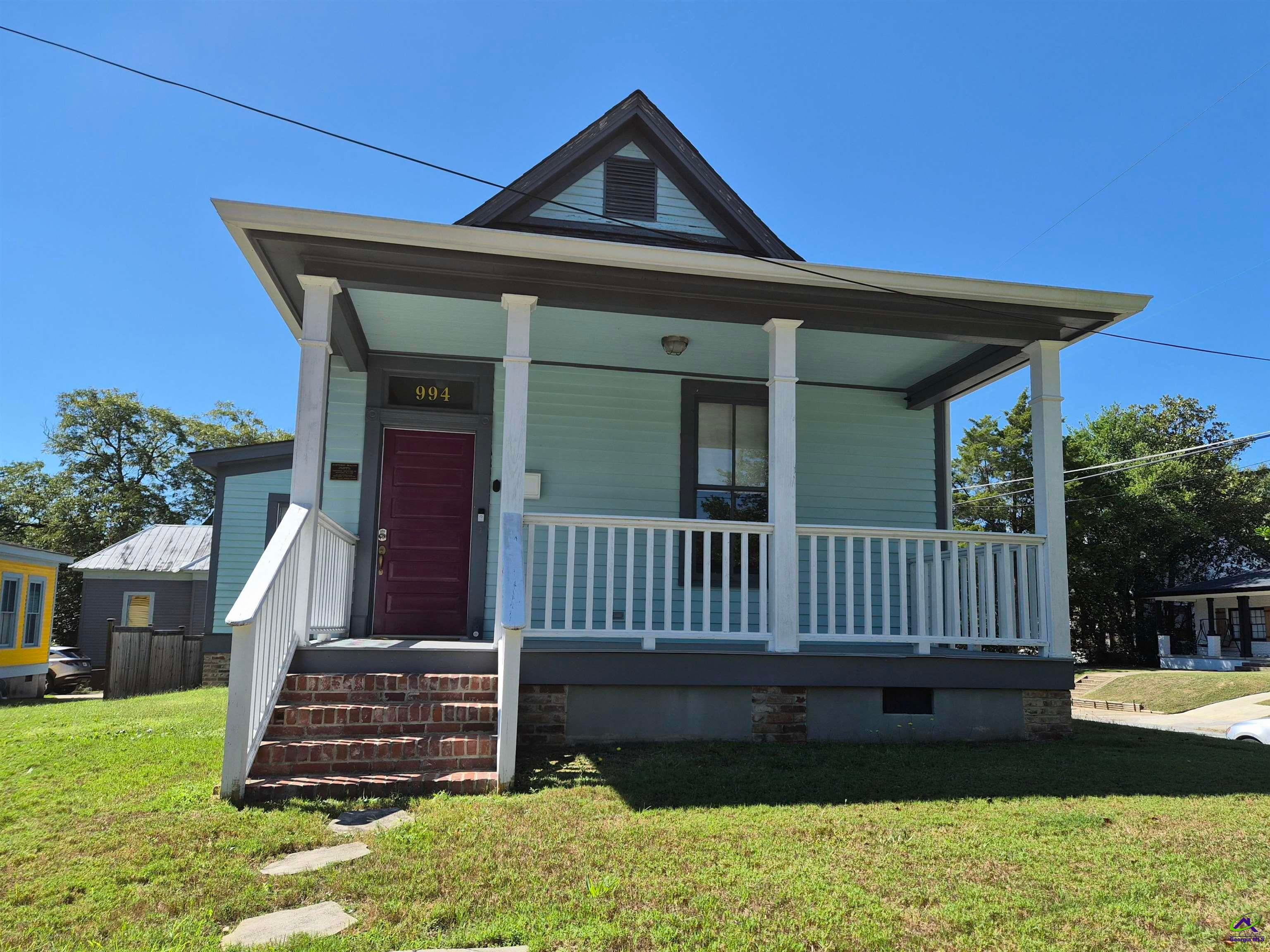994 Elm Street