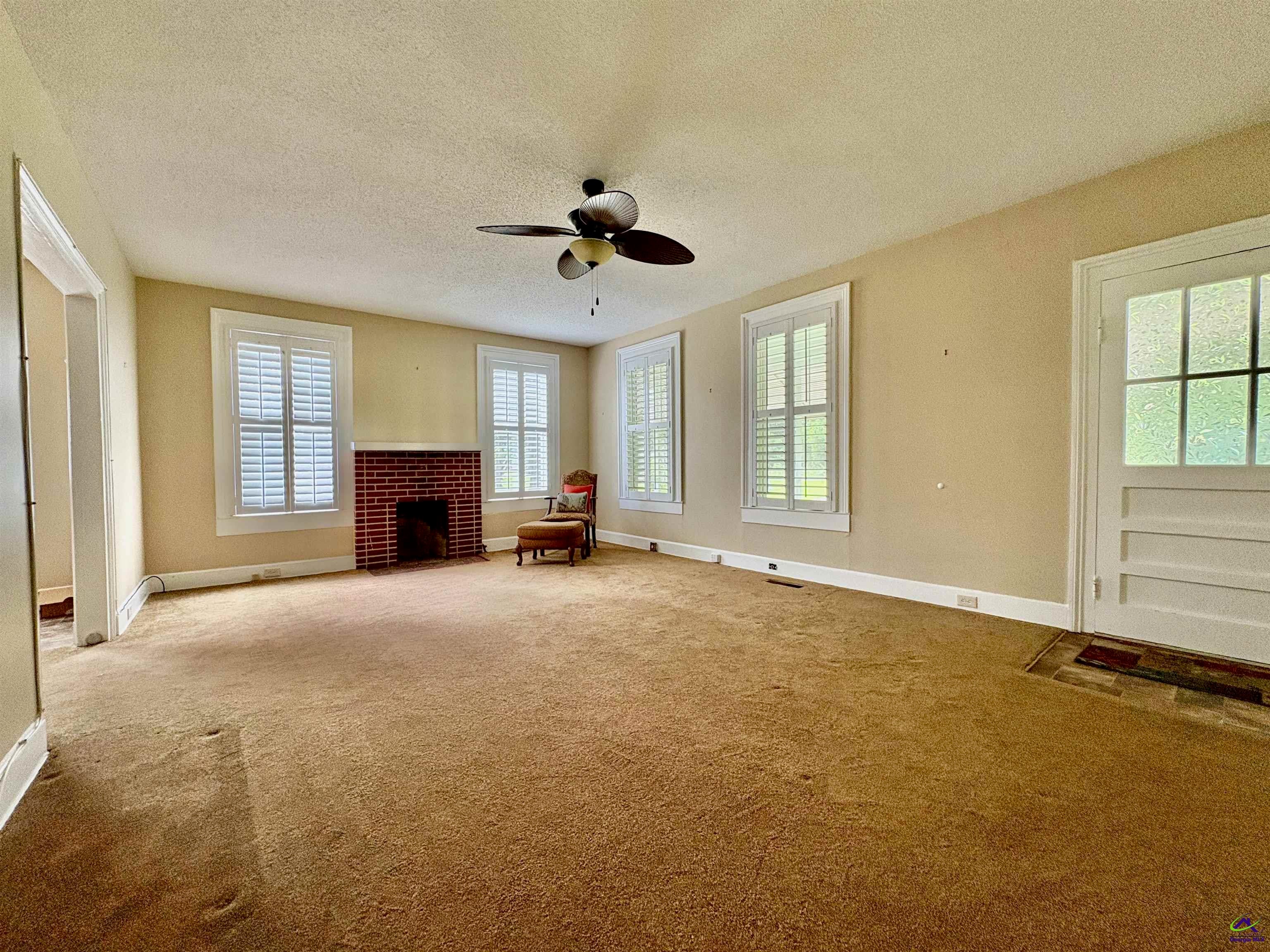 205 White Road