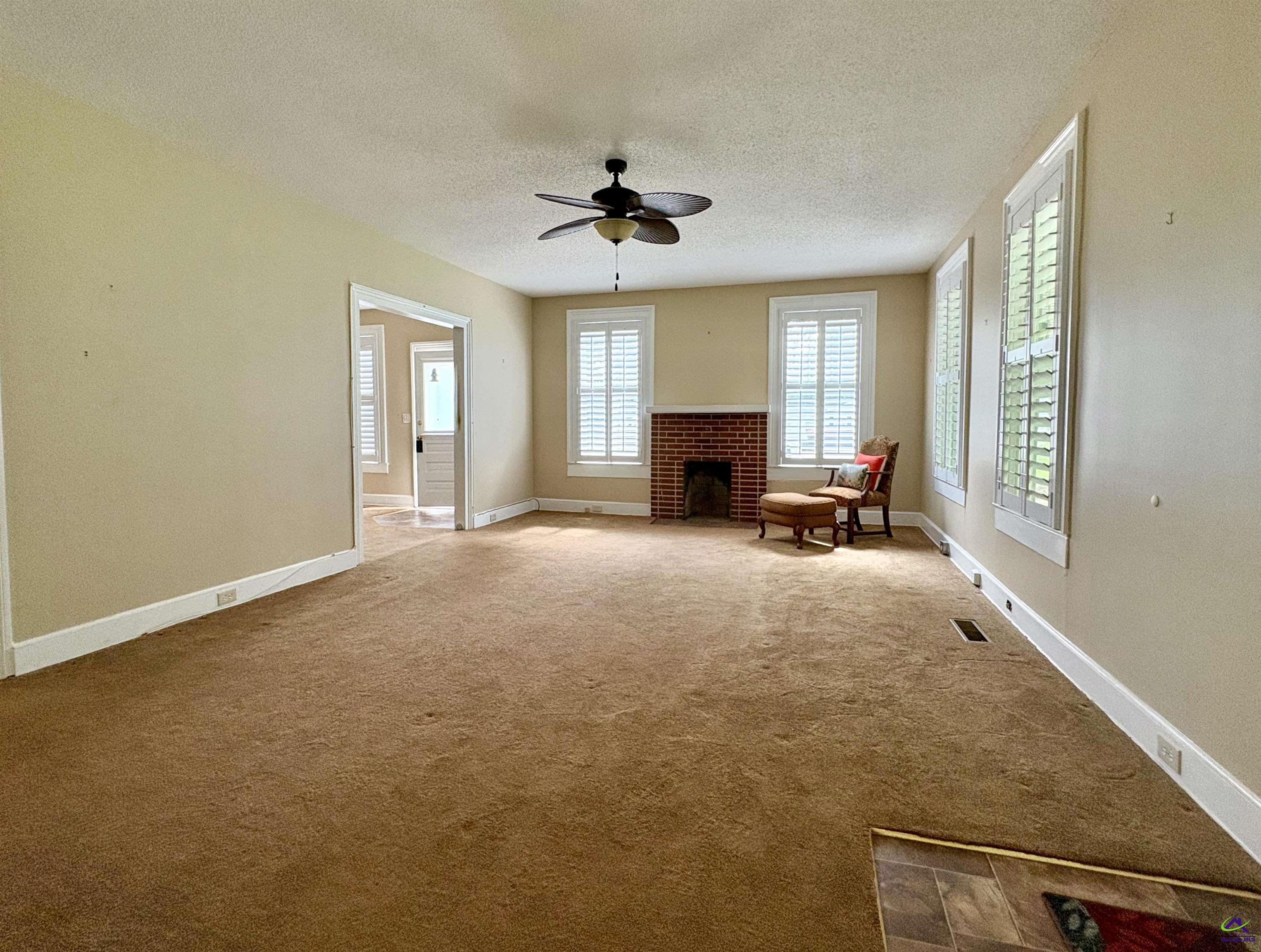 205 White Road