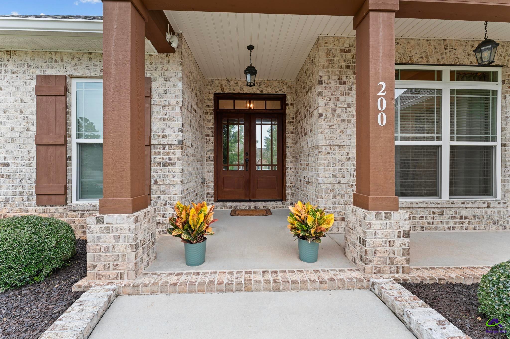 200 Ferruginous Court