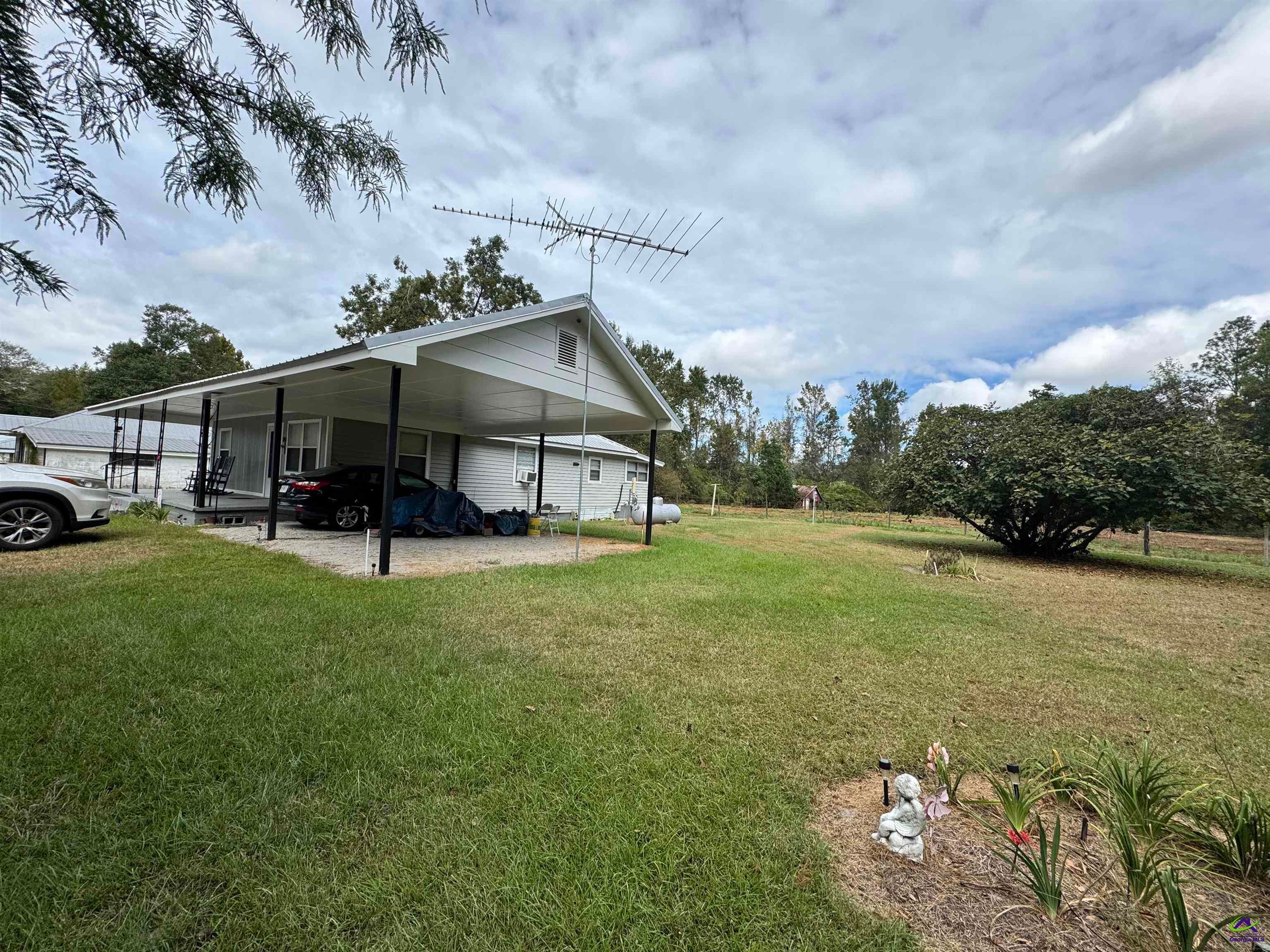 113 MOCASSIN SLIDE Road