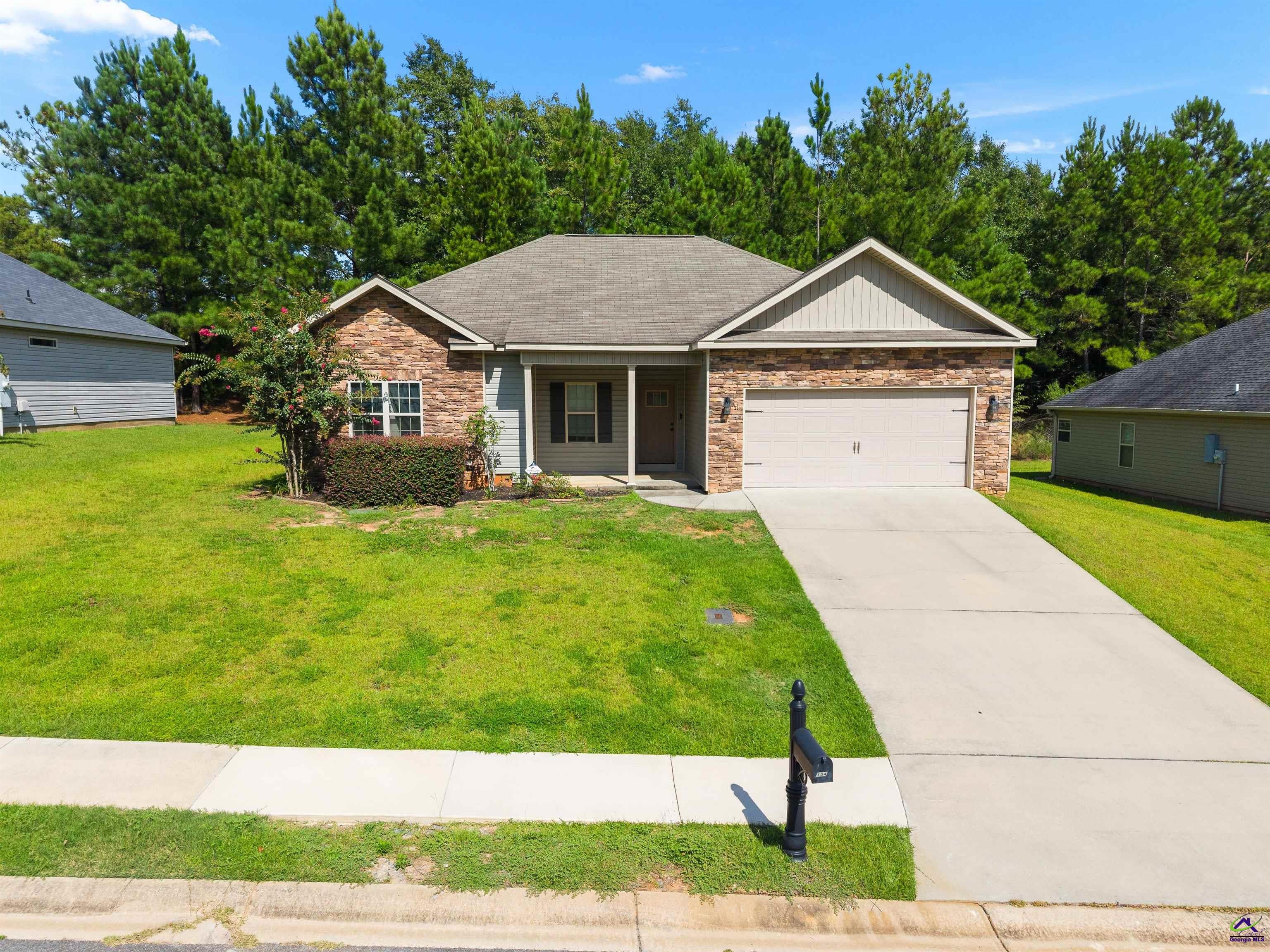 104 Ledford Way