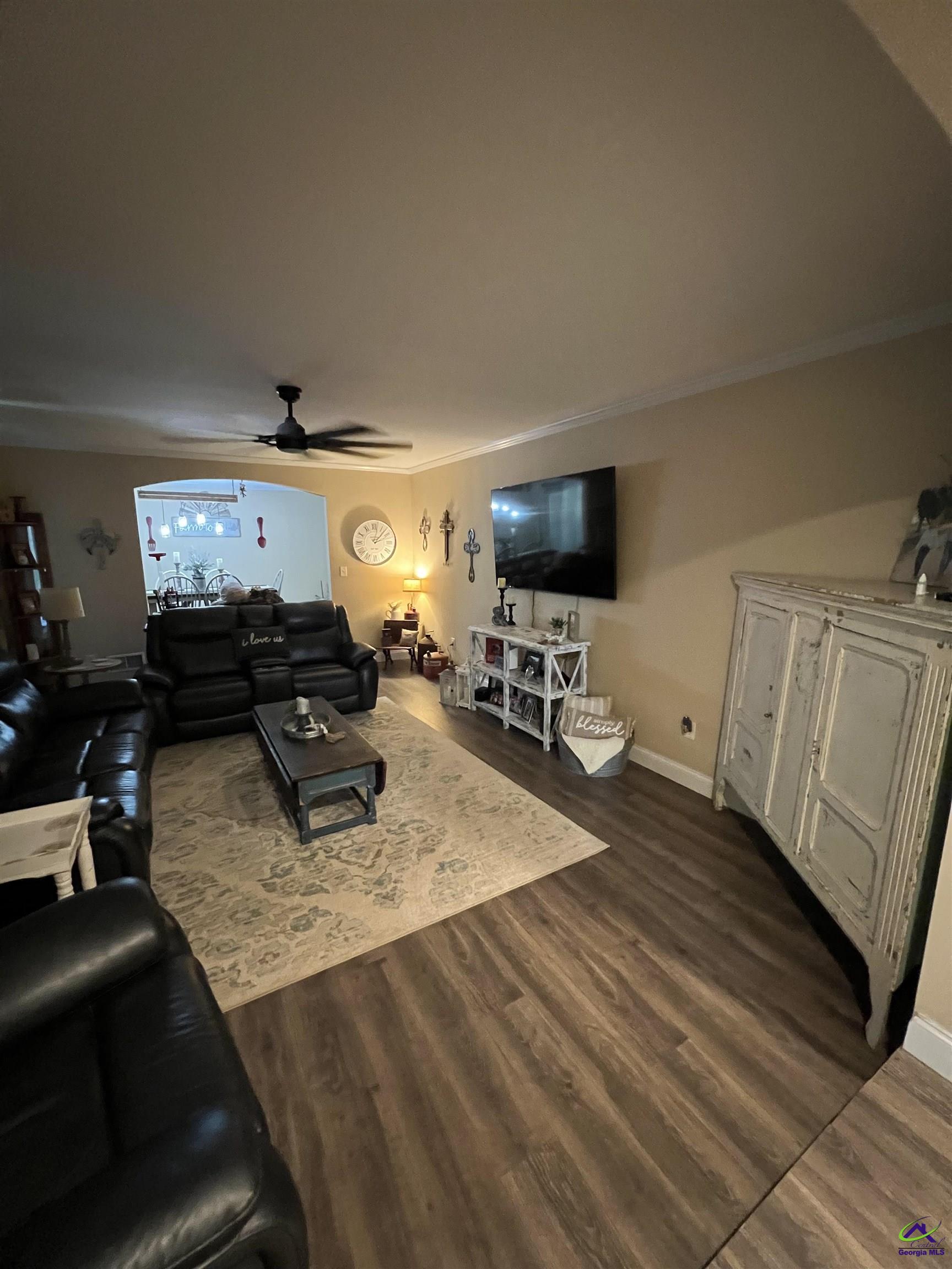 310 Forest Hill