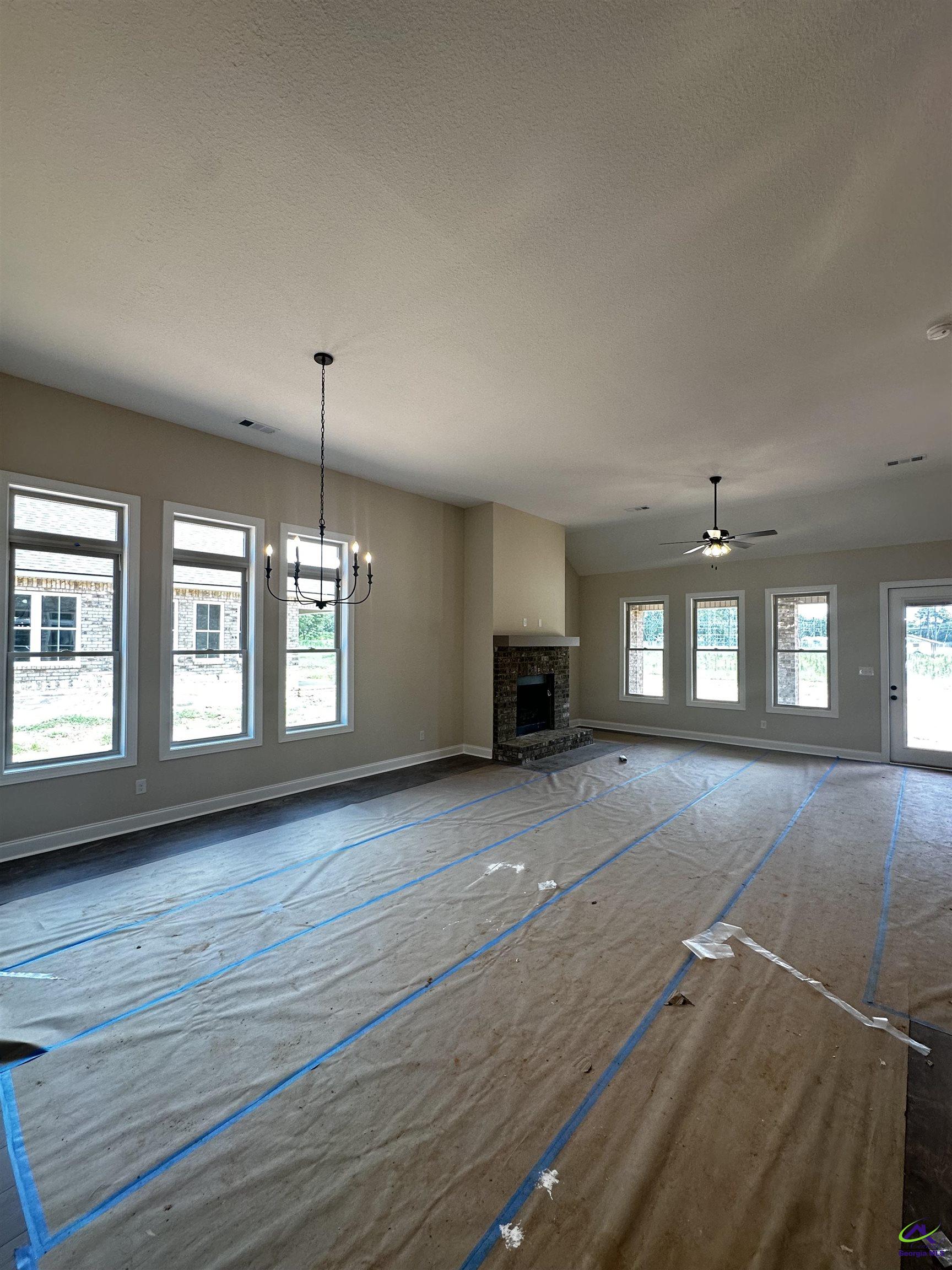 2 Pleasant Oaks Drive