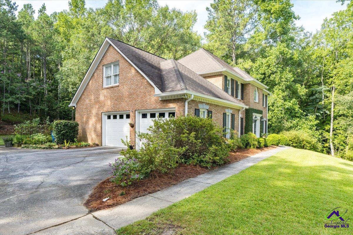 104 Monticlair Court