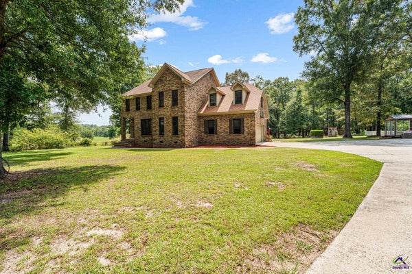 1010 FRANK COOK RD, COCHRAN, GA 31014 - Image f73f9ab6b8a0403f01e9d94b737cddda/289809189