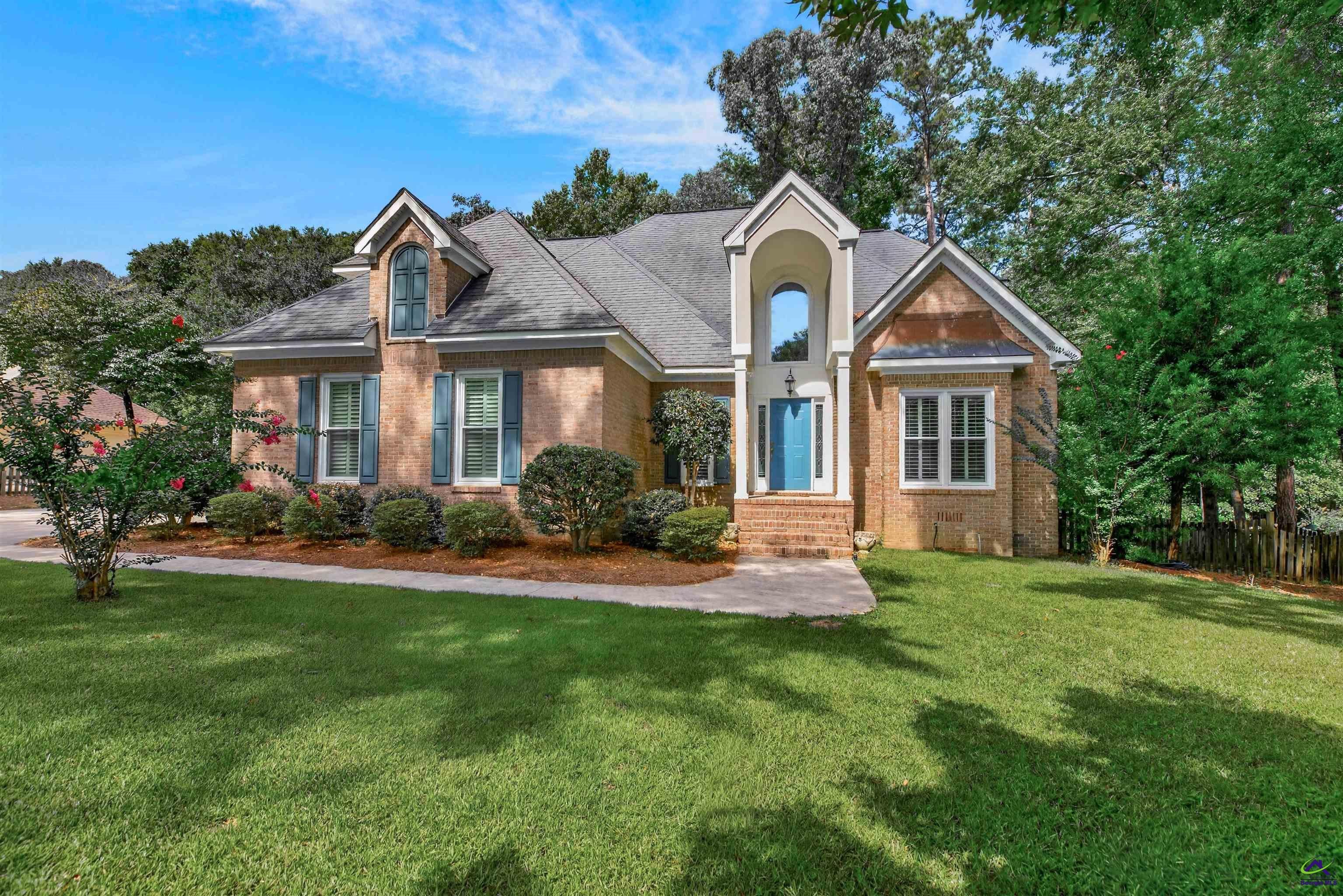 106 Fairways Drive