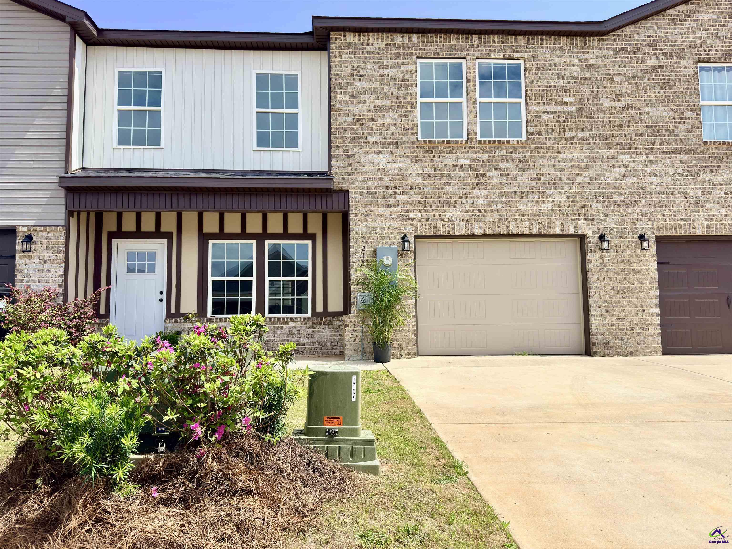 212 Beau Claire Circle