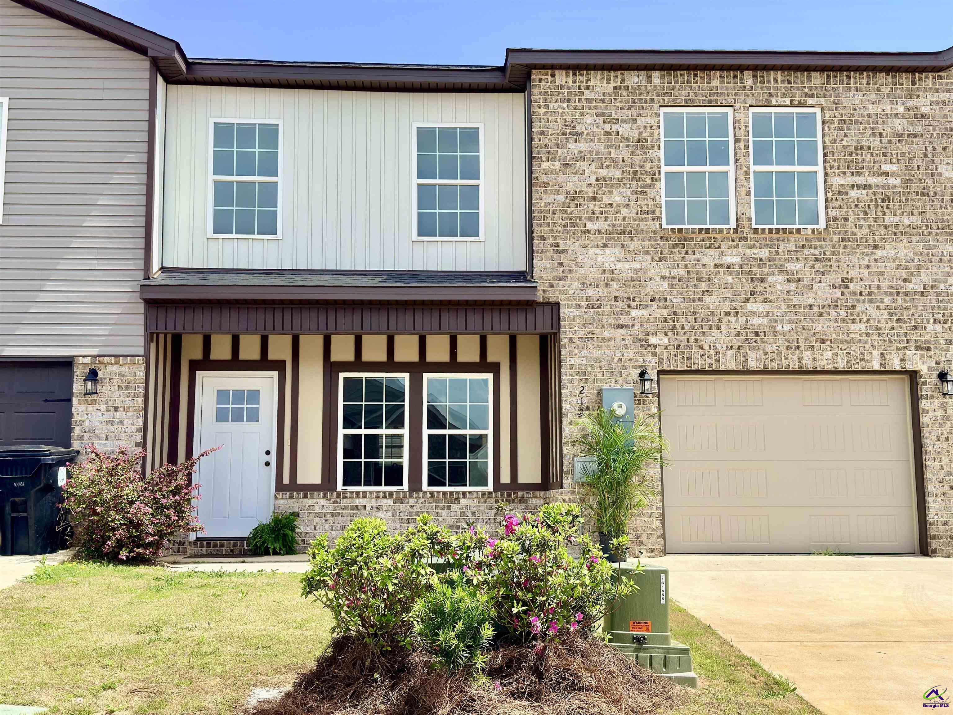 212 Beau Claire Circle