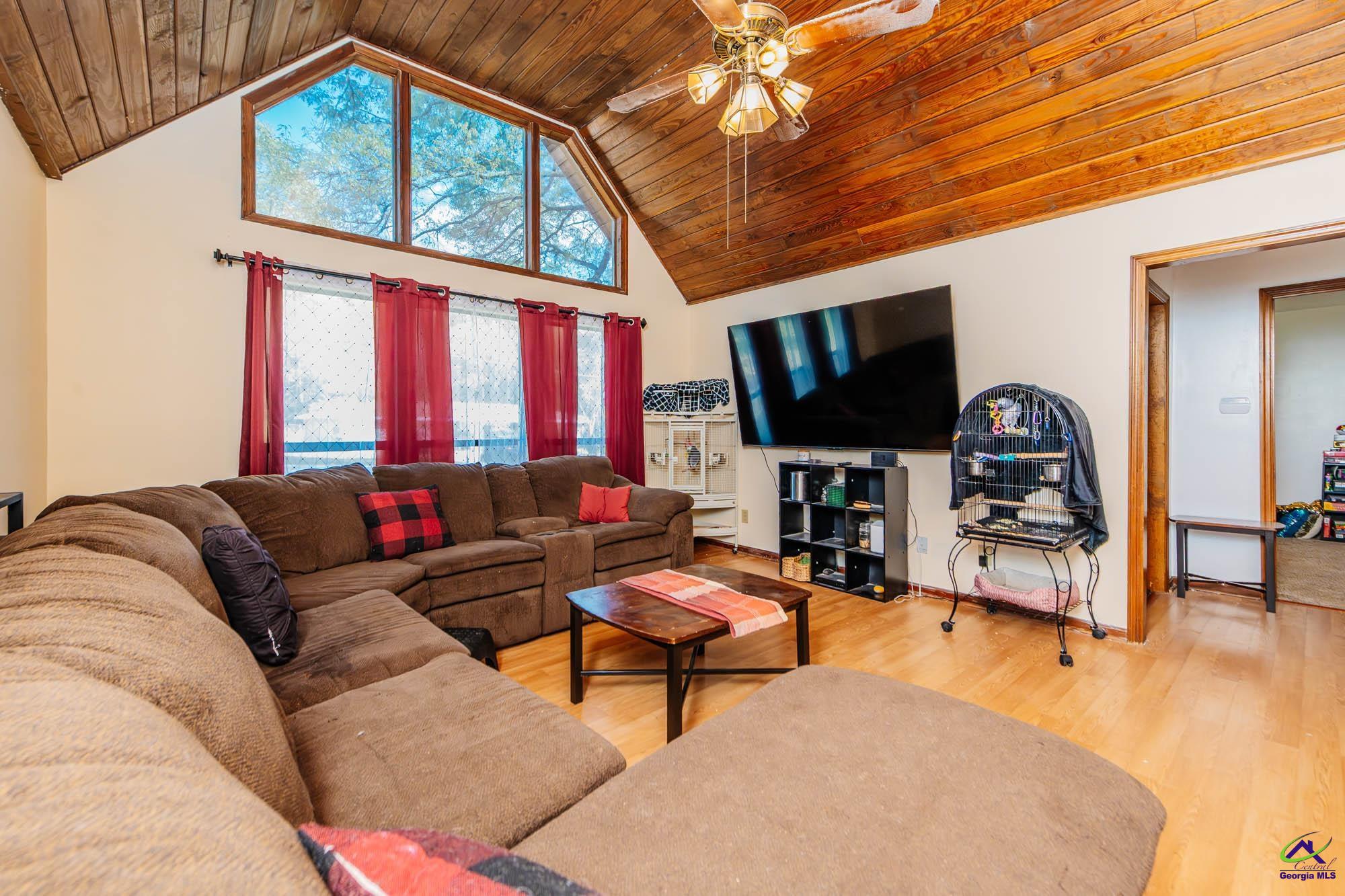 309 Dogwood Glen