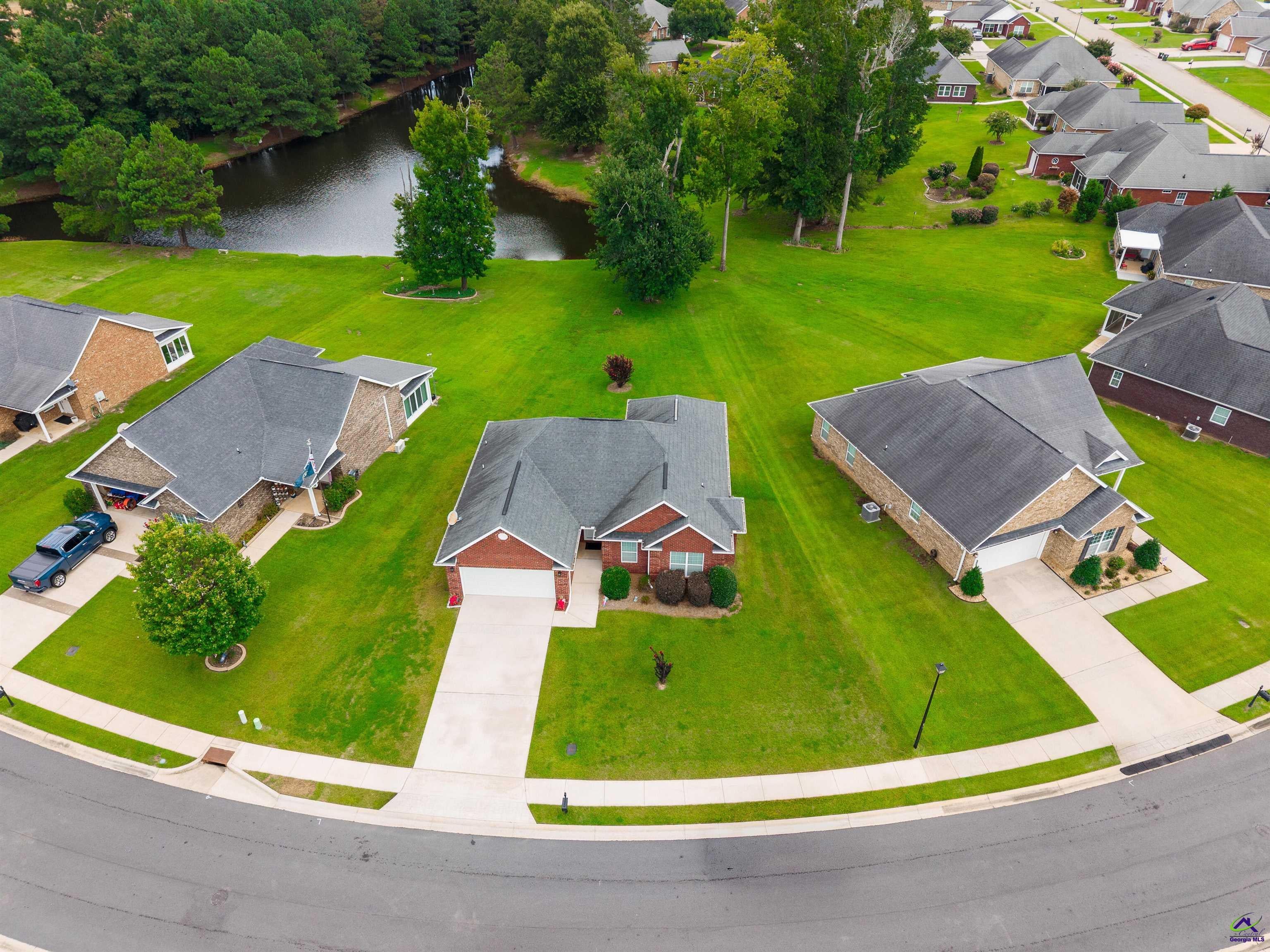 406 Stonebrook Circle