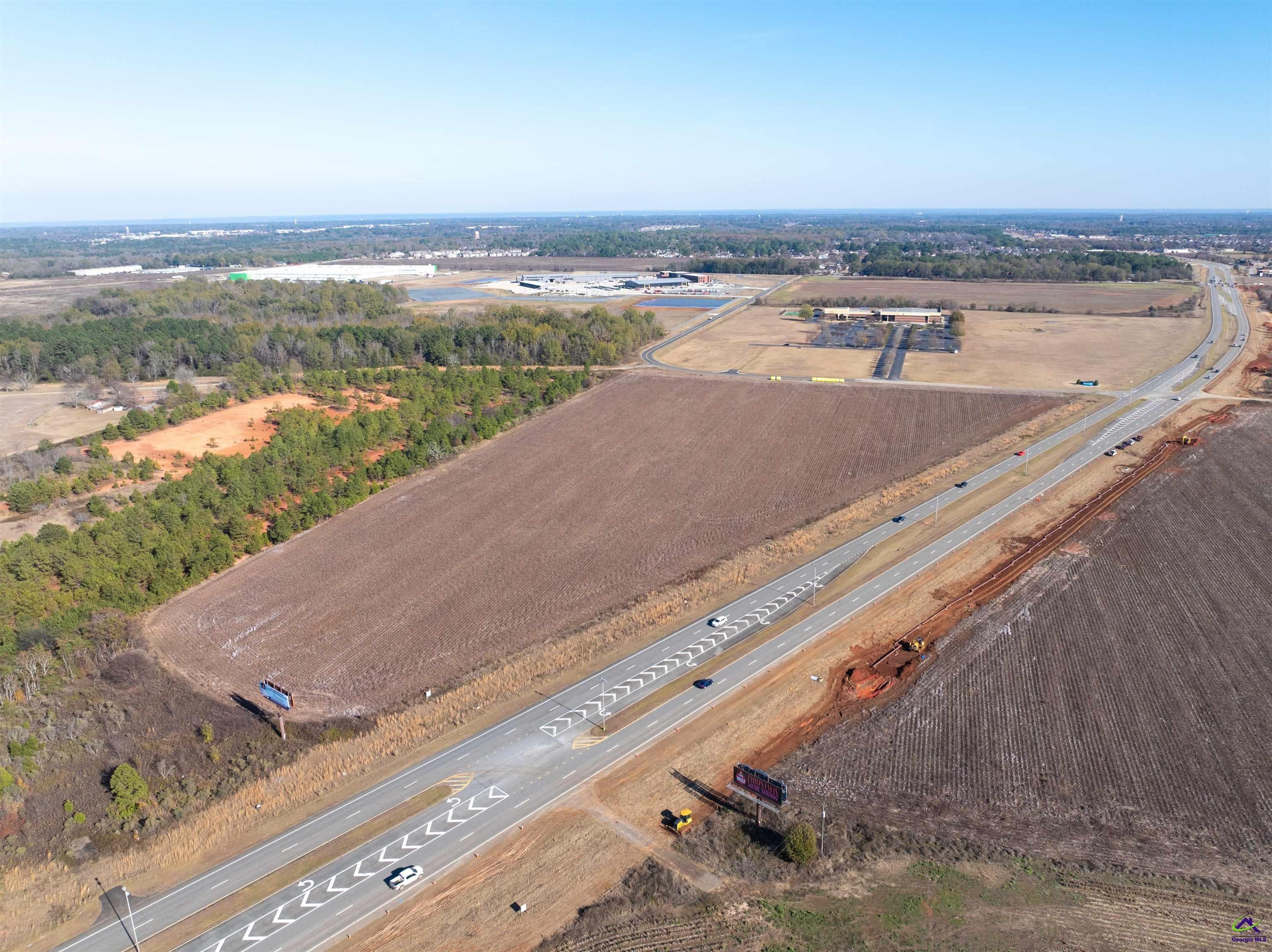 0 russell Parkway