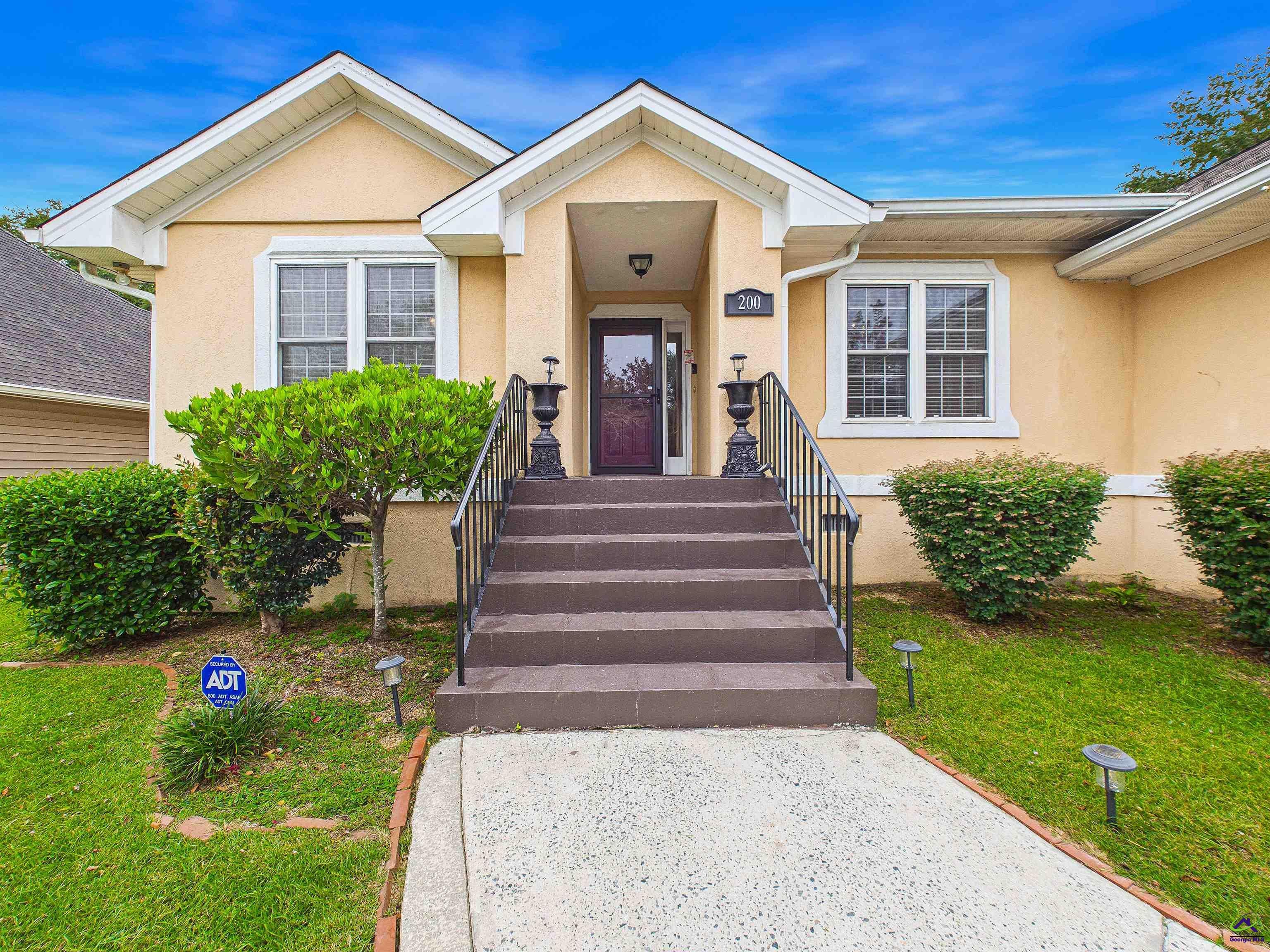 200 Autumn Trace Court