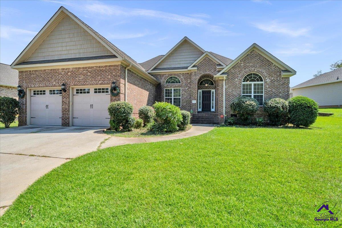 805 arbor Lane
